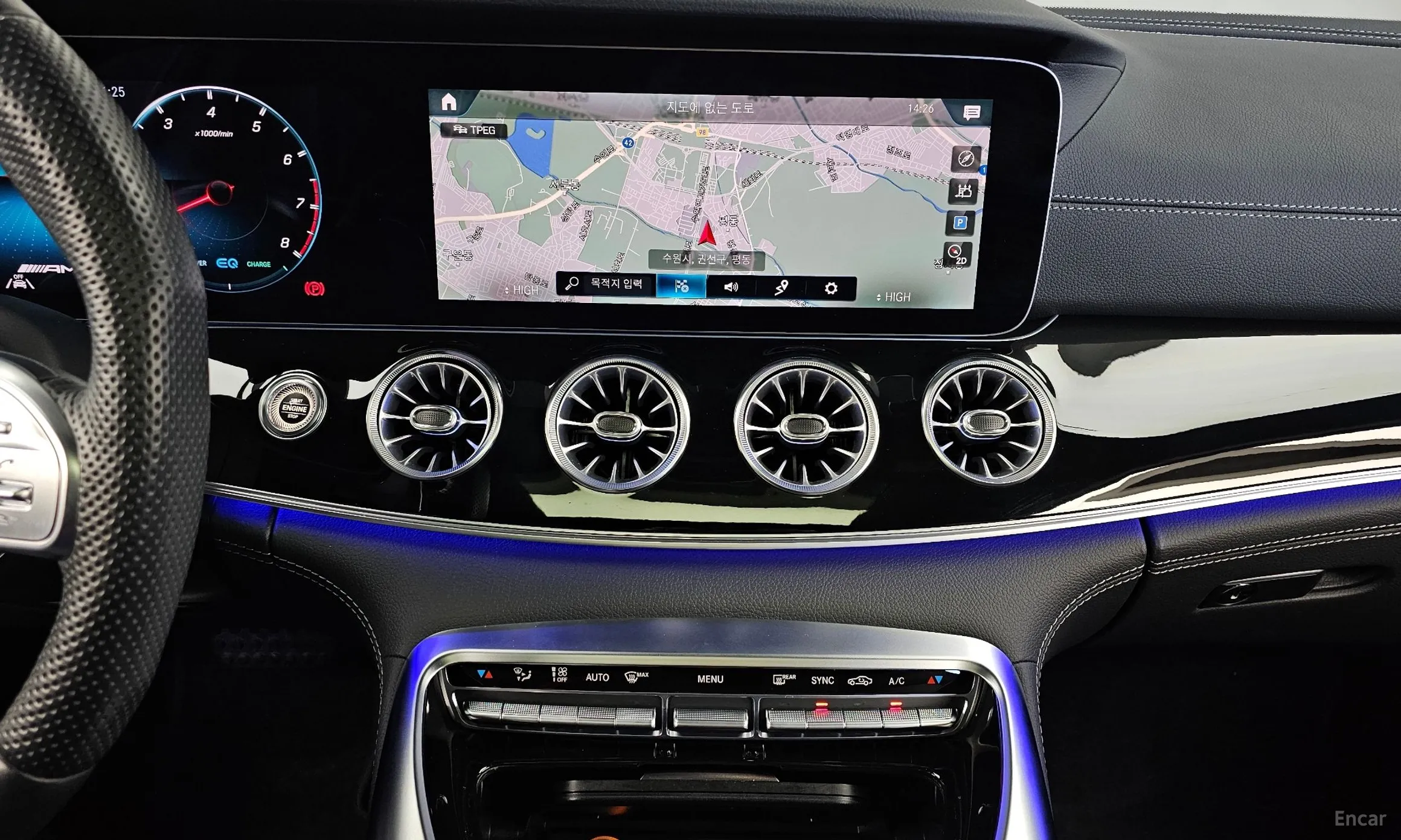 Mercedes Benz AMG GT превью 14