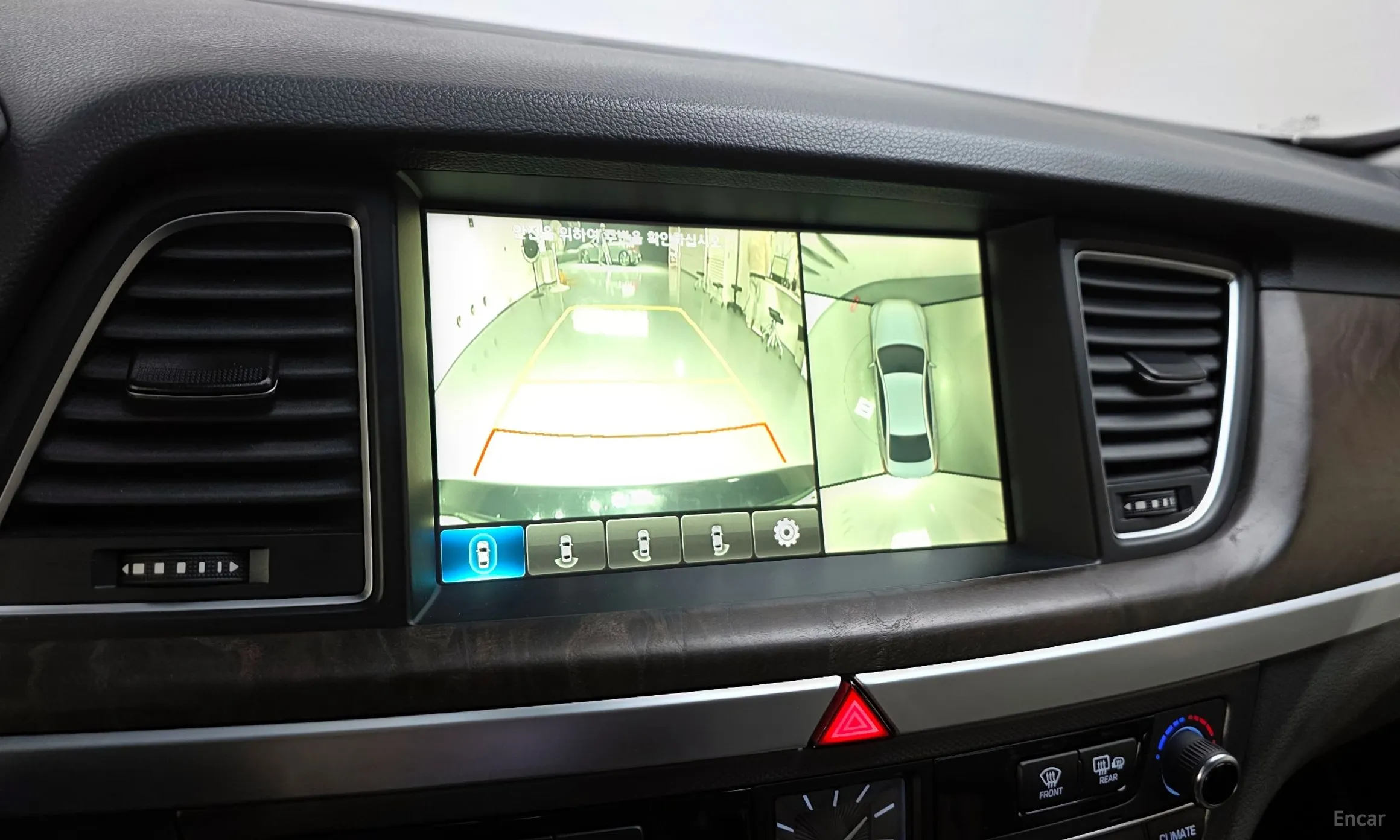 Hyundai Genesis DH превью 15