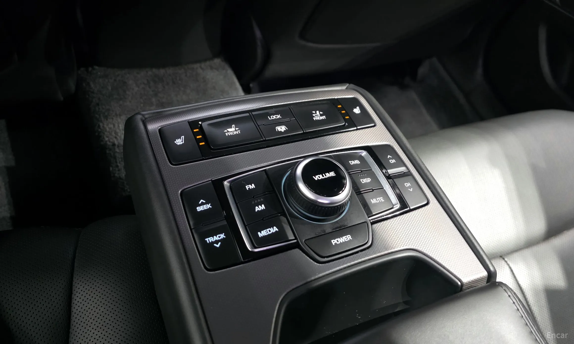 Hyundai Genesis DH превью 19