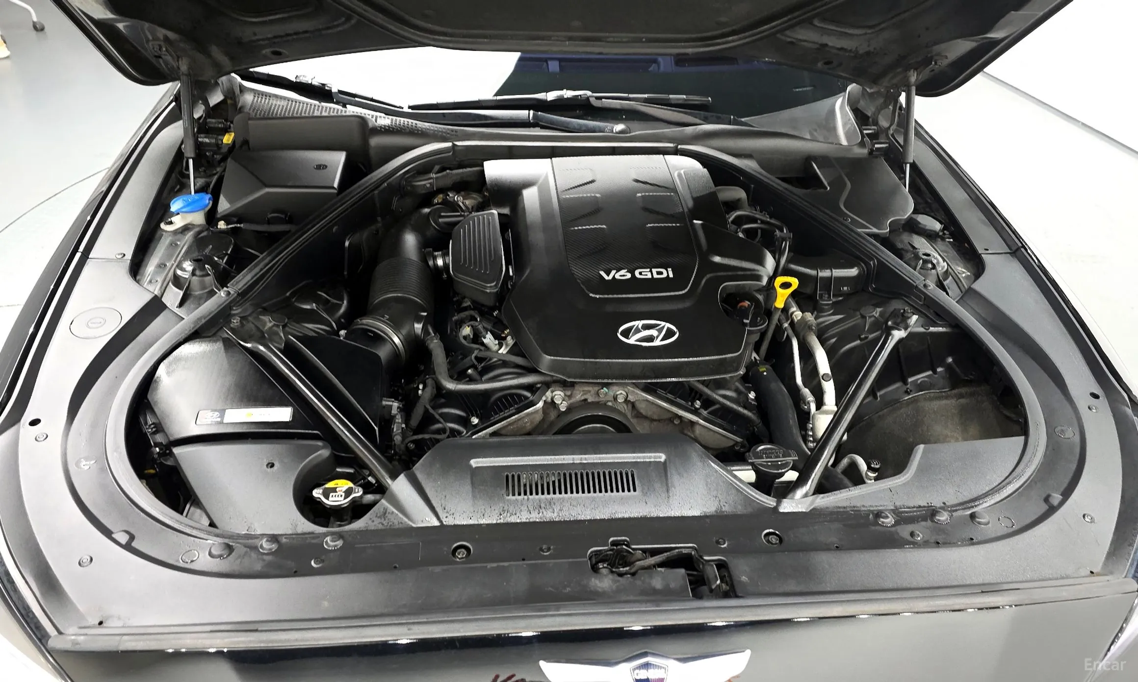Hyundai Genesis DH превью 6