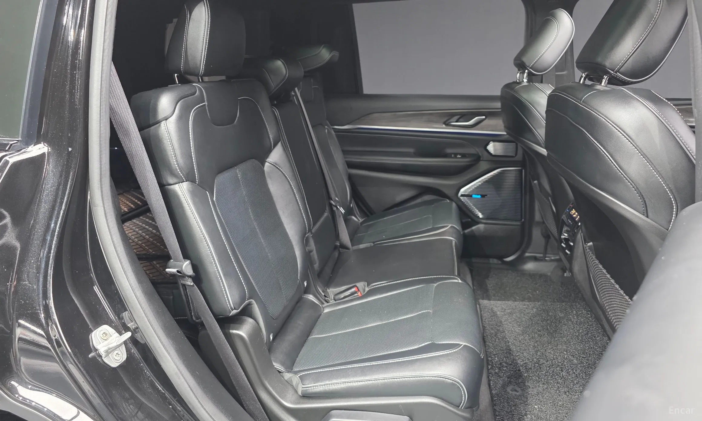 Jeep Grand Cherokee (WL) превью 12