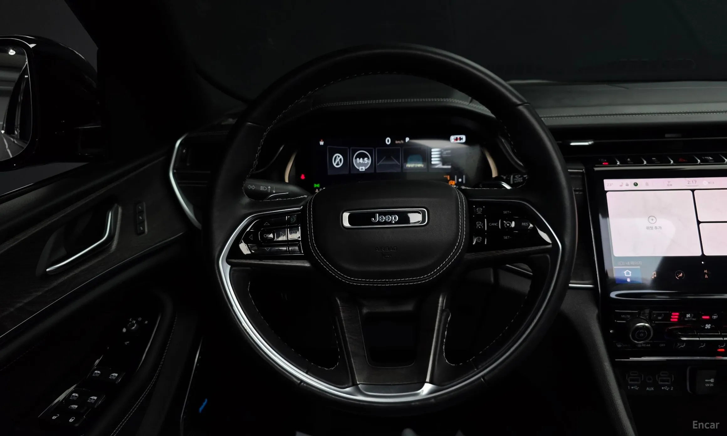 Jeep Grand Cherokee (WL) превью 13