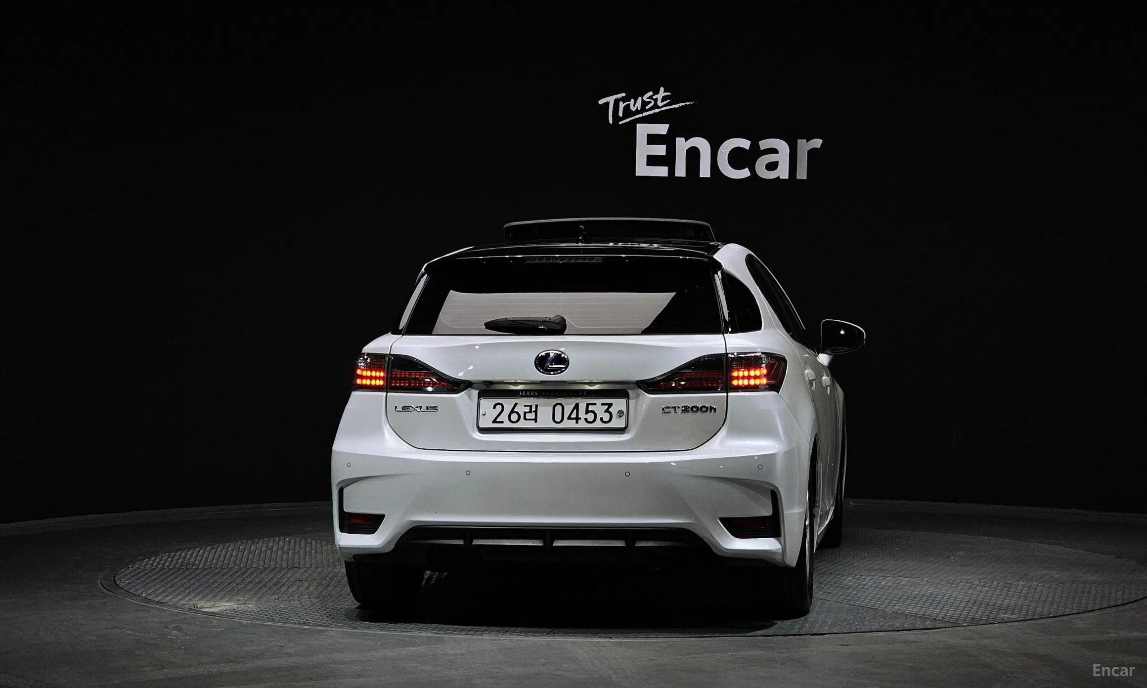 Lexus CT200h превью 4