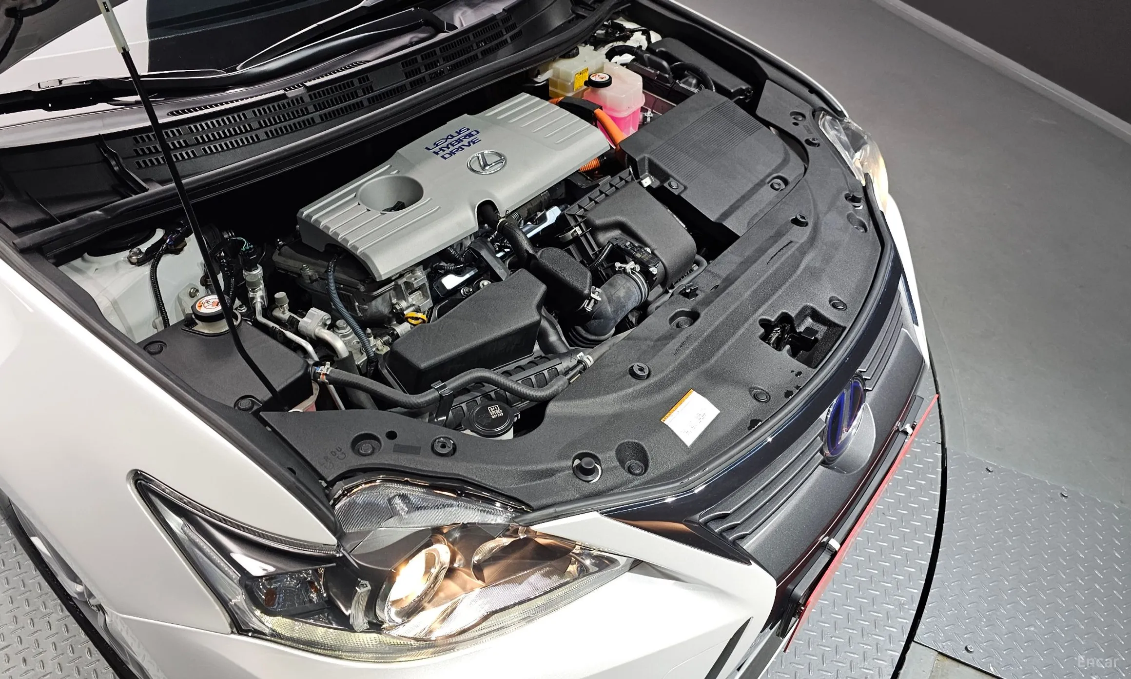 Lexus CT200h превью 6
