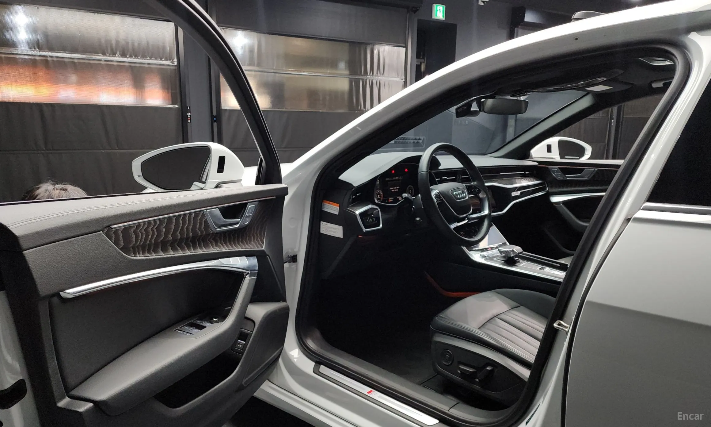 Audi A6 (C8) превью 10