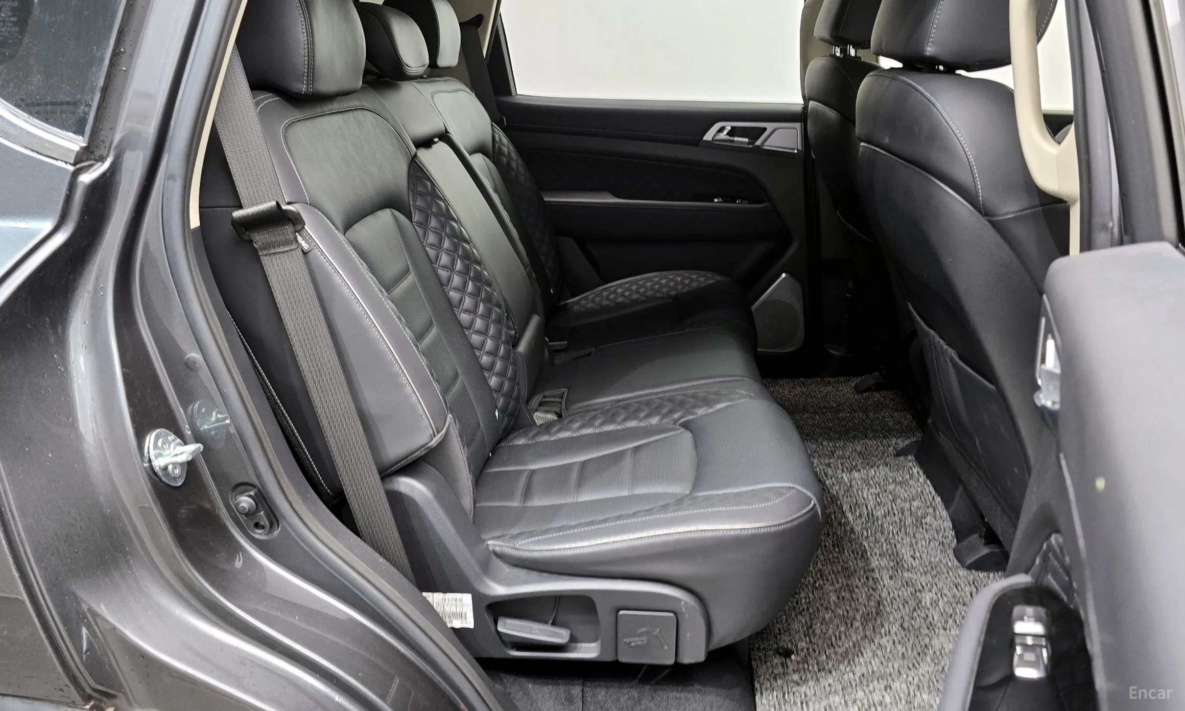 KG Mobility (SsangYong) Rexton превью 12