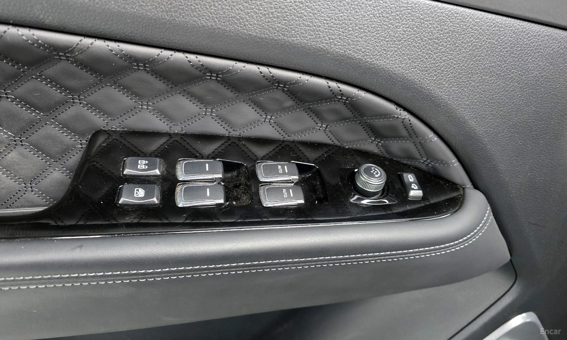 KG Mobility (SsangYong) Rexton превью 17