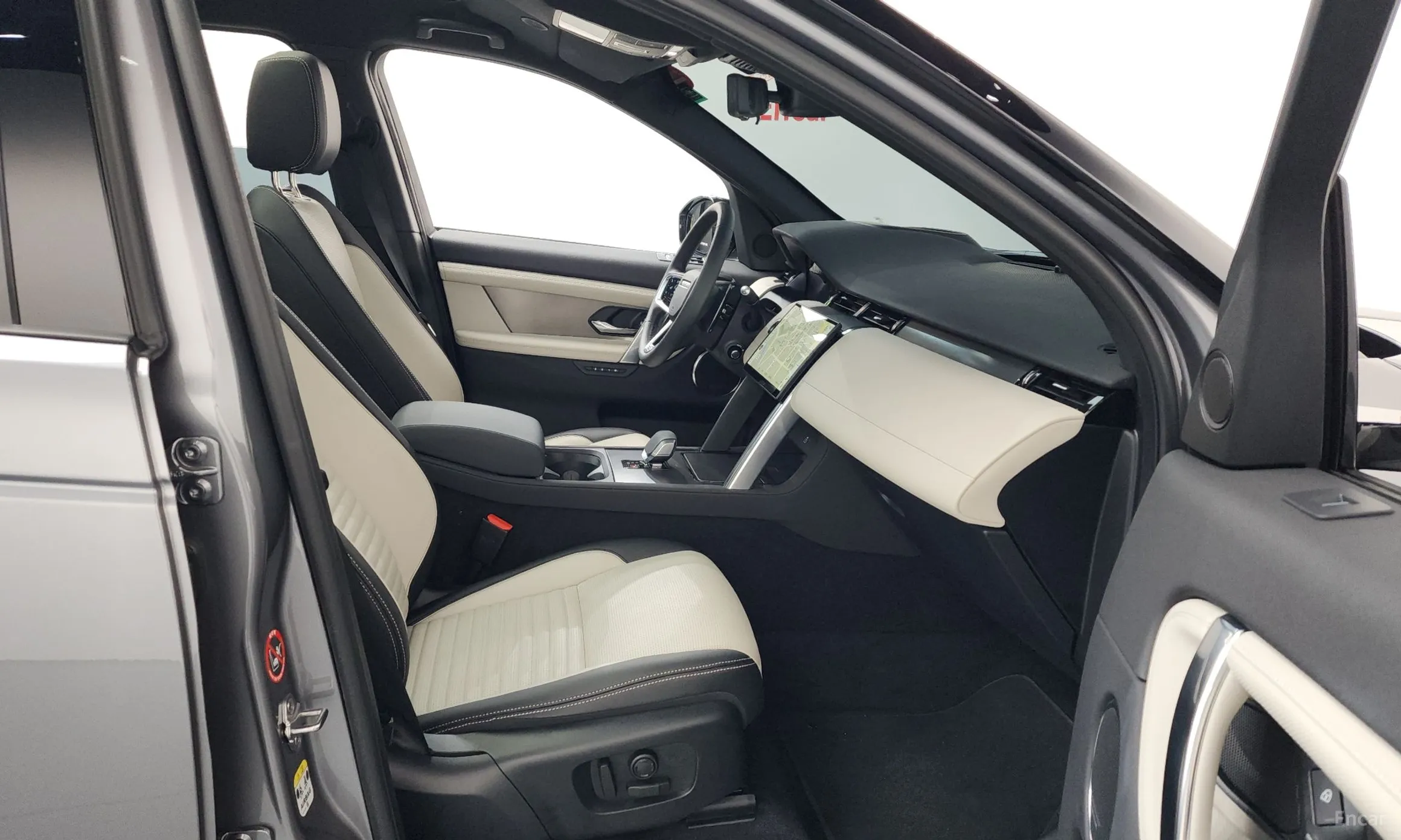 Land Rover Discovery Sports превью 11