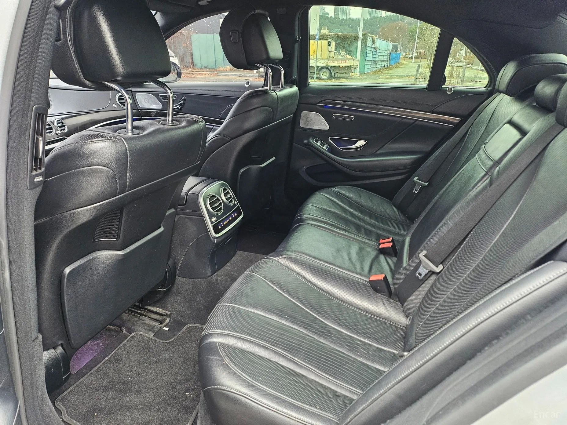 Mercedes Benz S-Class W222 превью 8