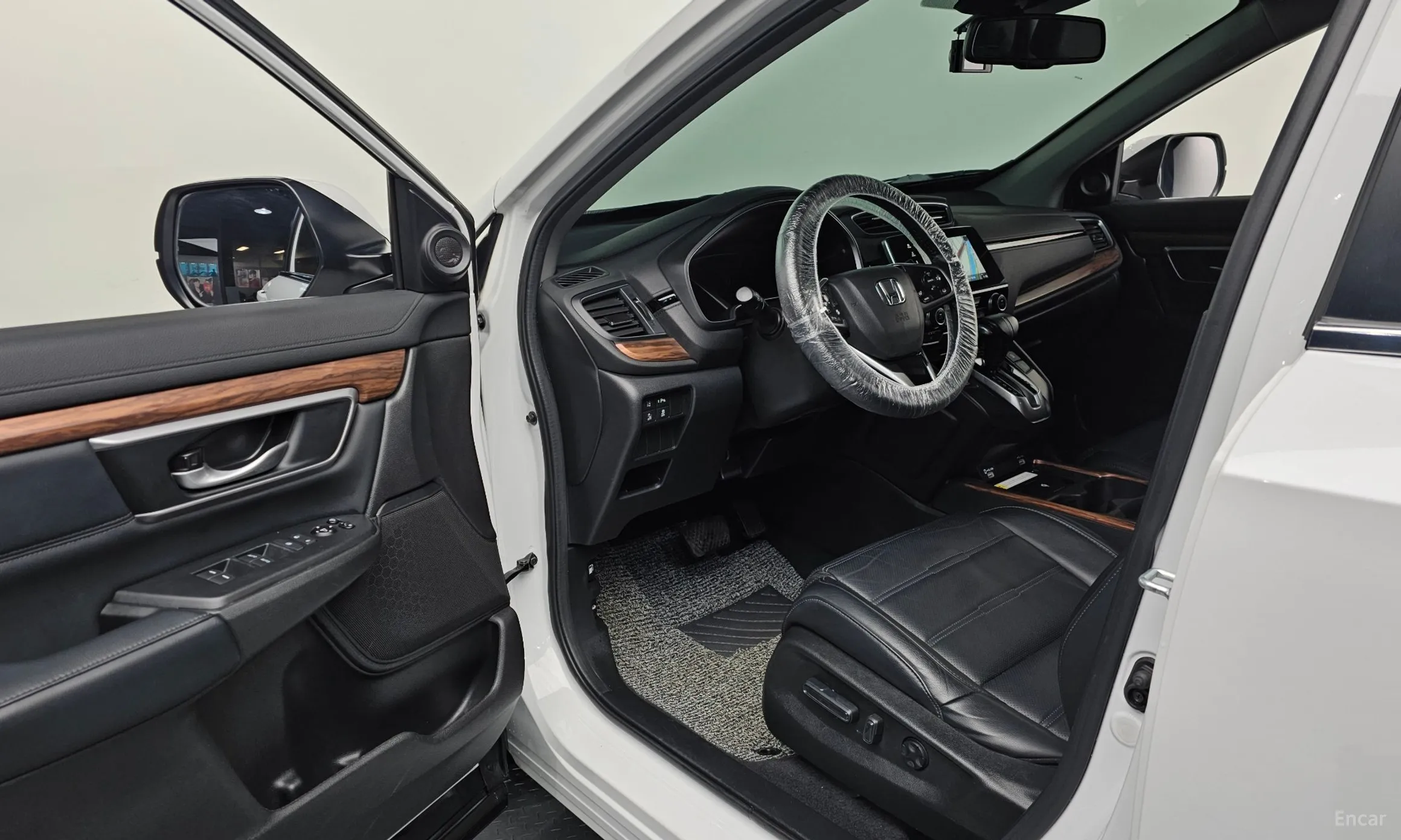 Honda CR-V 5th generation превью 10