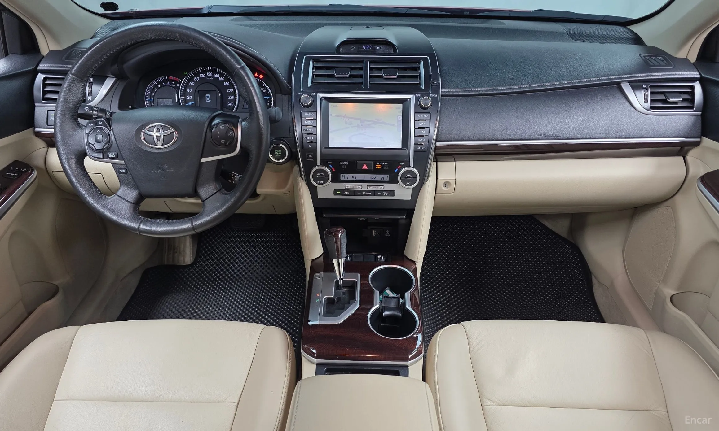 Toyota New Camry превью 7