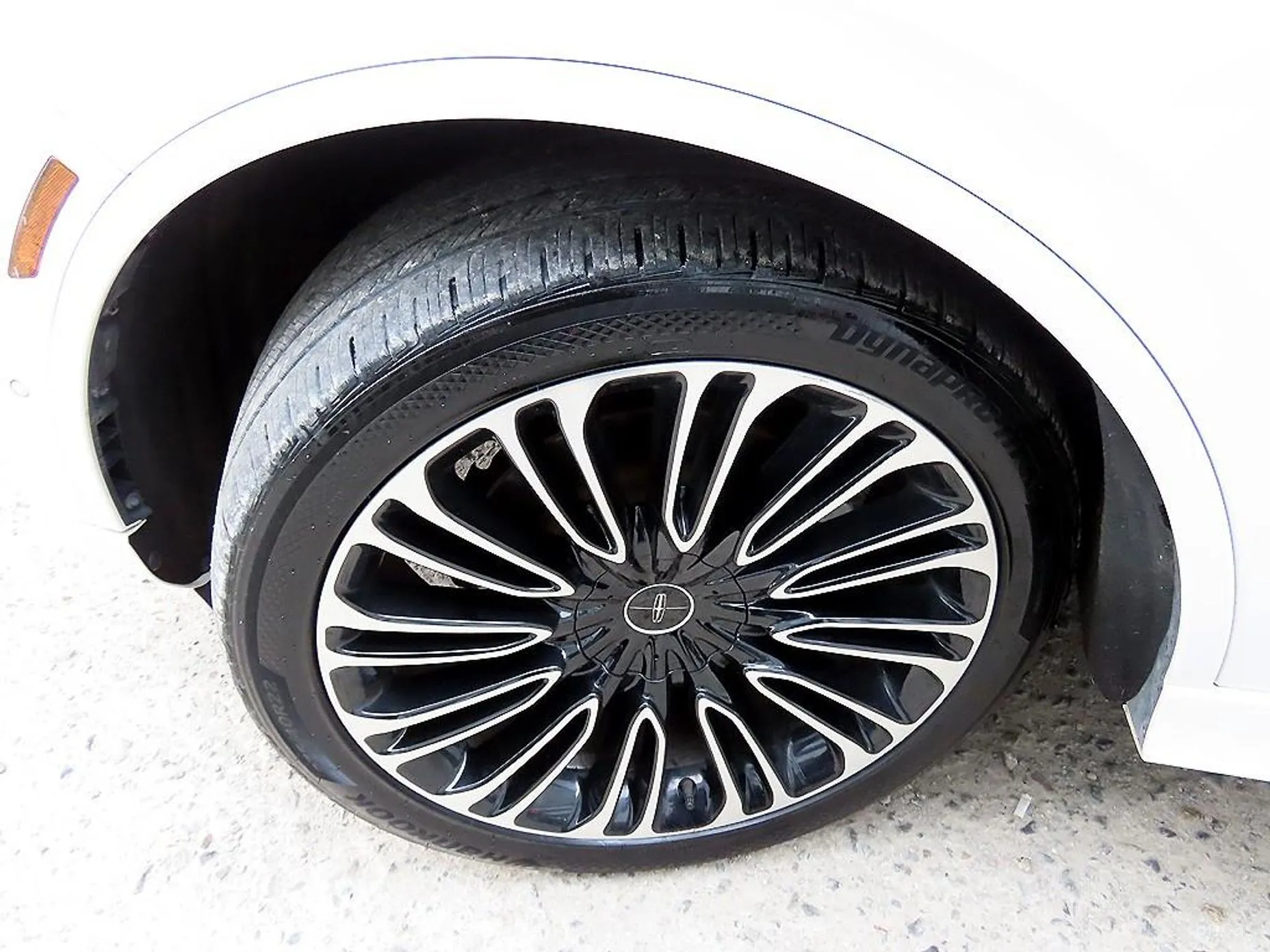 Lincoln Aviator 2nd Generation превью 20