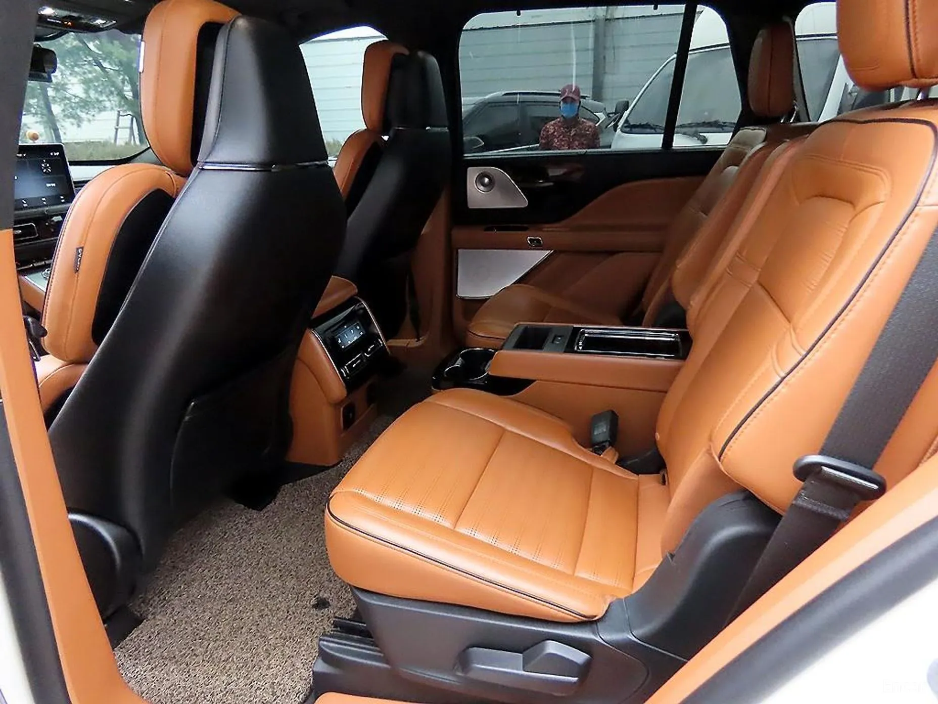 Lincoln Aviator 2nd Generation превью 6