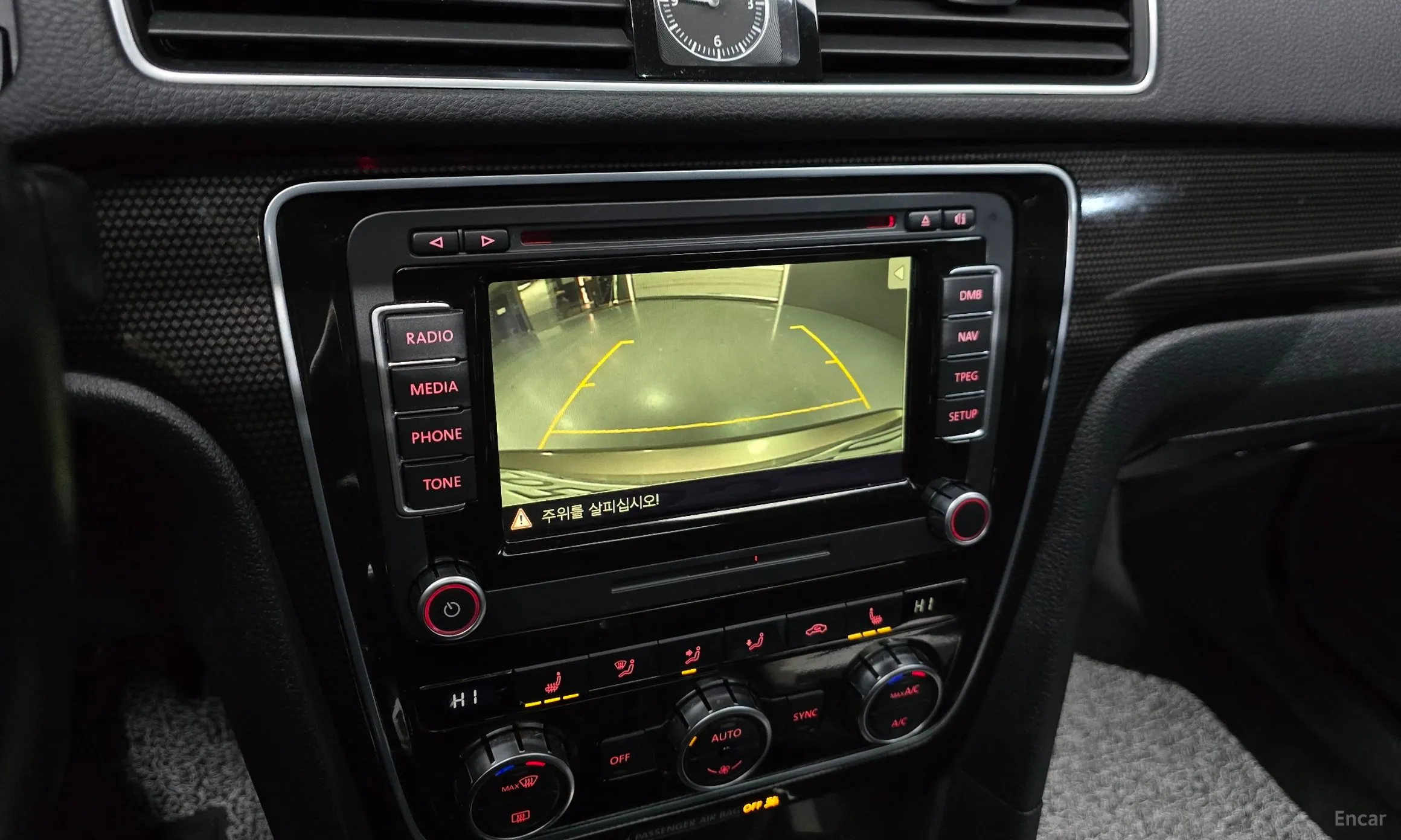 Volkswagen The New Passat превью 16