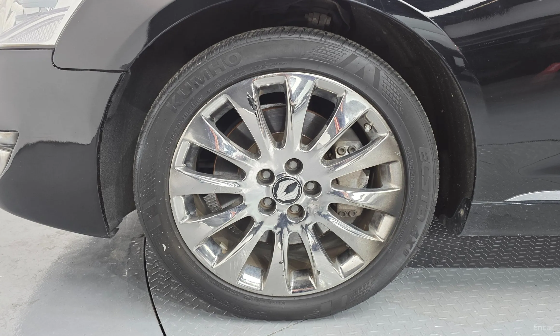 KG Mobility (SsangYong) Chairman W превью 5
