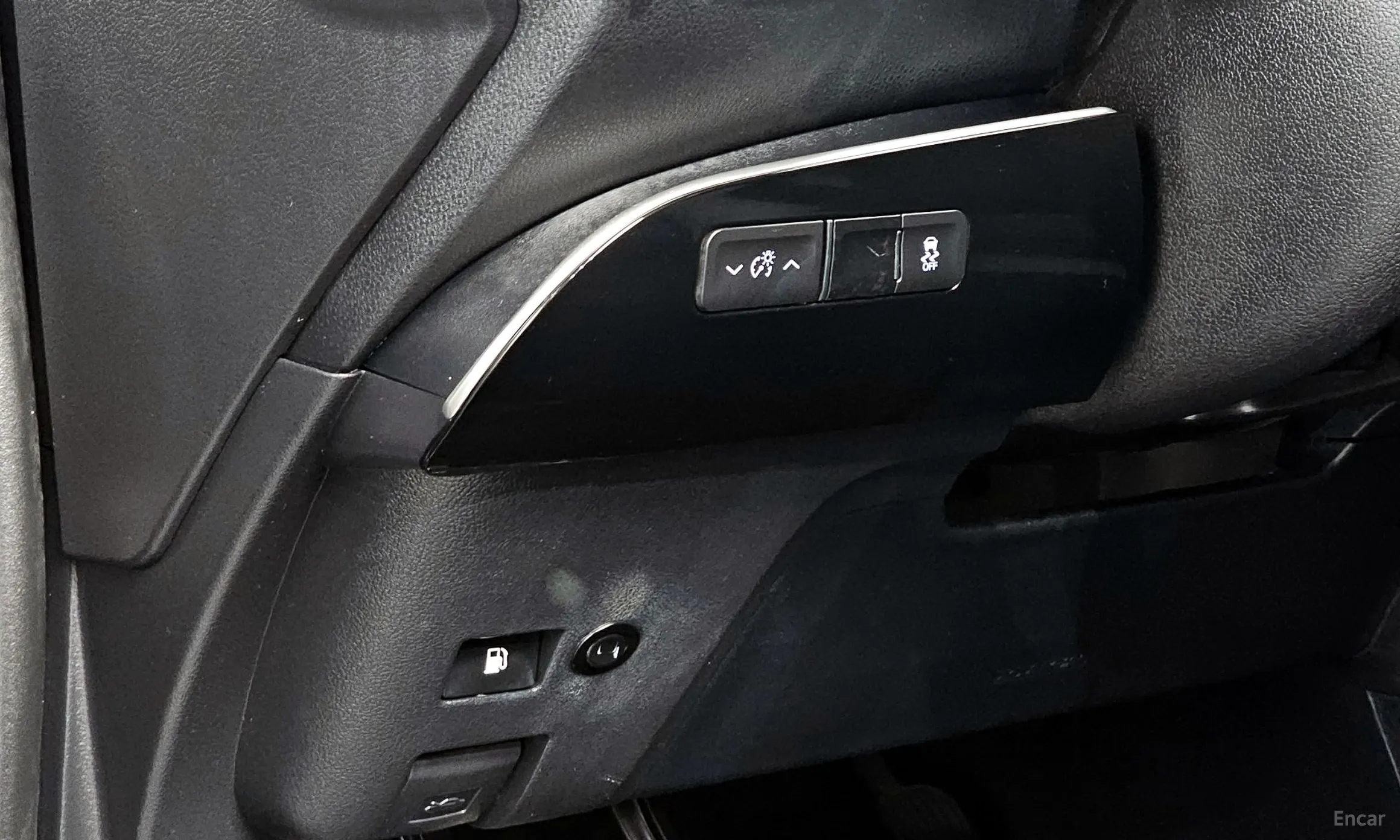 Toyota Prius 4th Generation превью 14