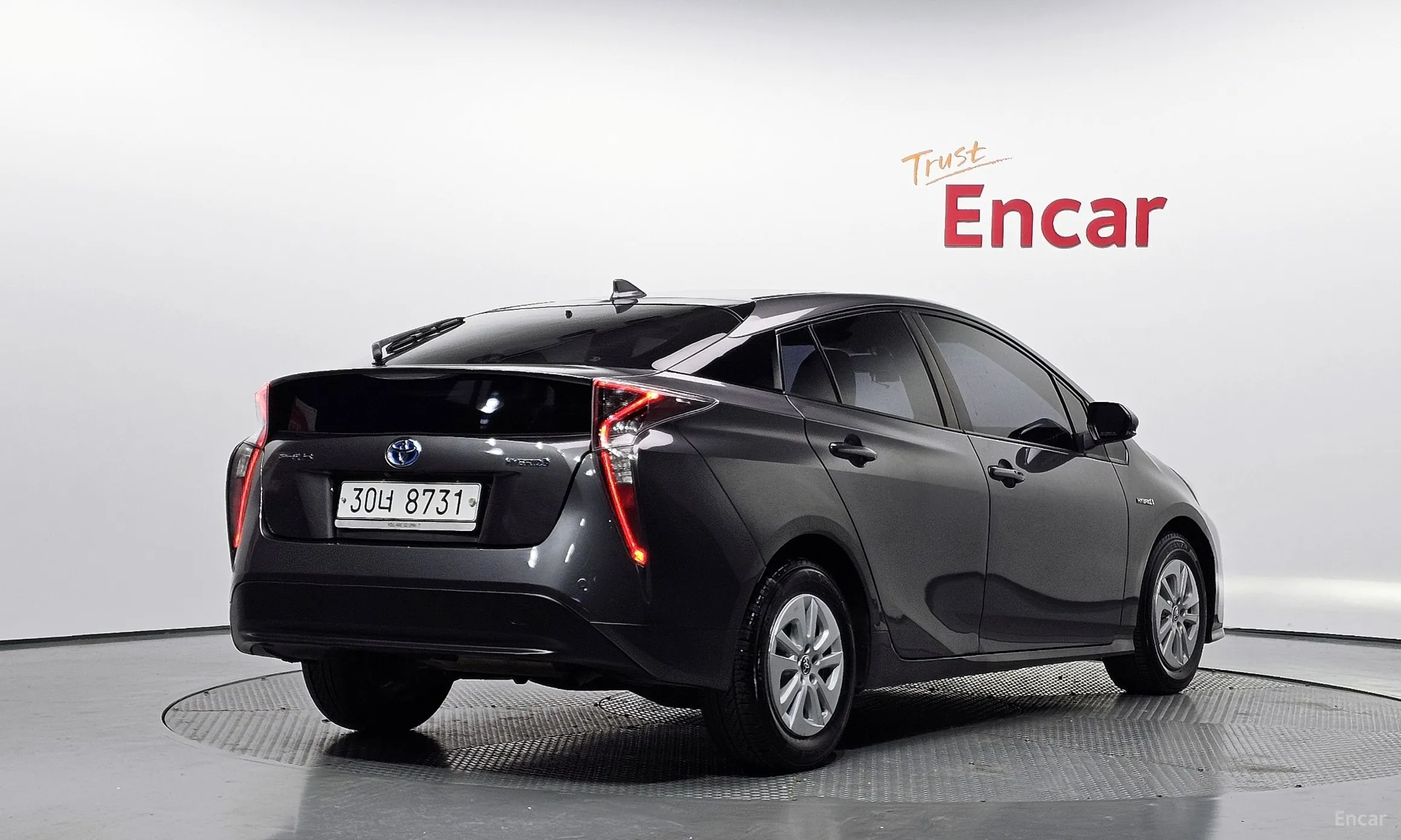 Toyota Prius 4th Generation превью 2