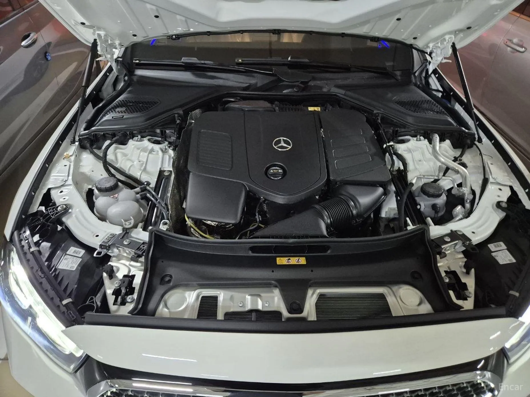 Mercedes Benz E-Class W214 превью 6