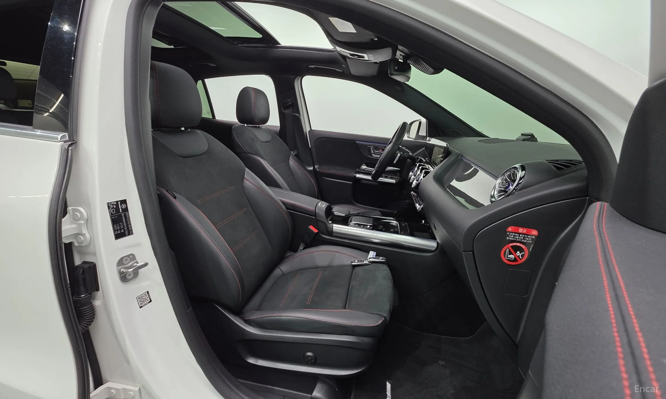 Mercedes Benz GLA-Class H247 превью 10