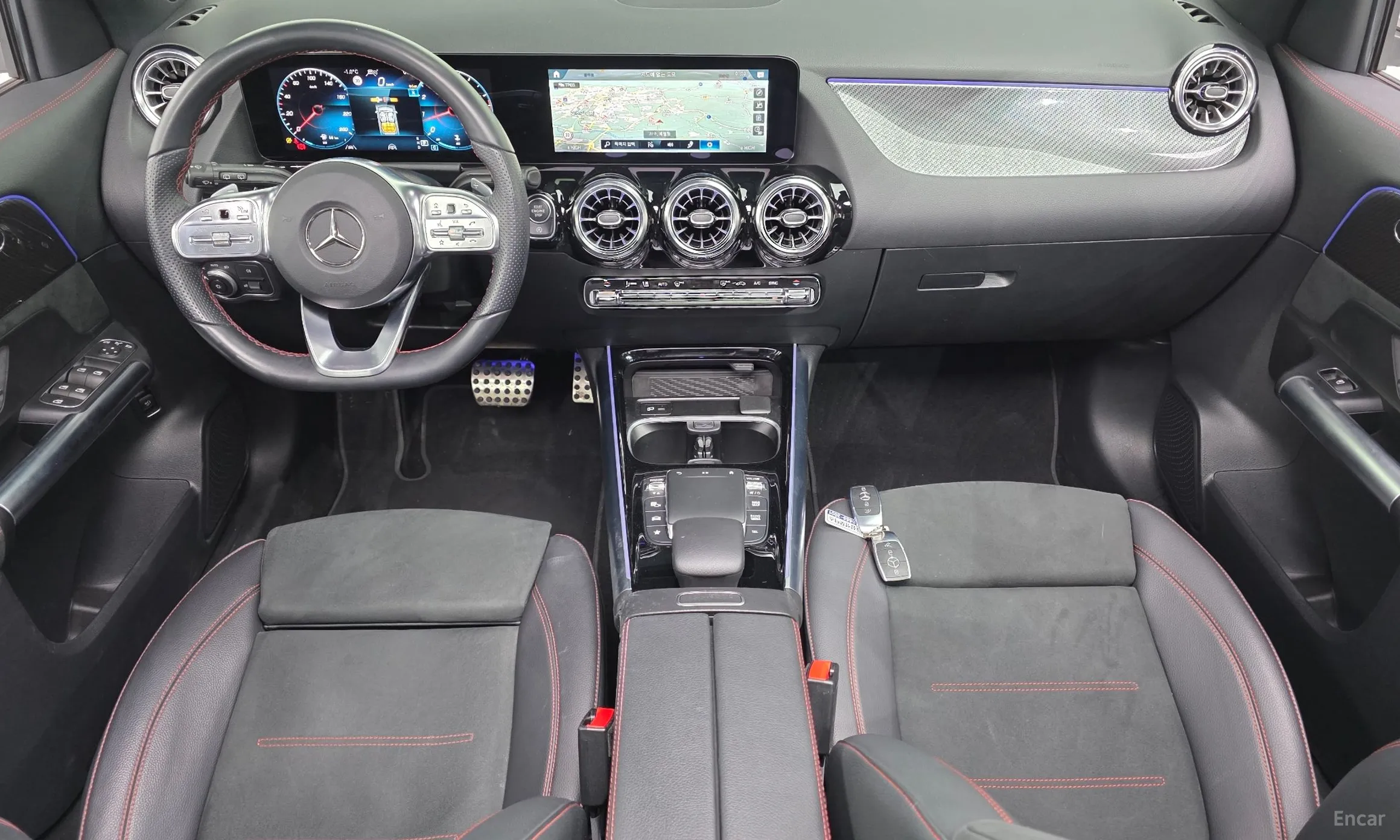 Mercedes Benz GLA-Class H247 превью 7