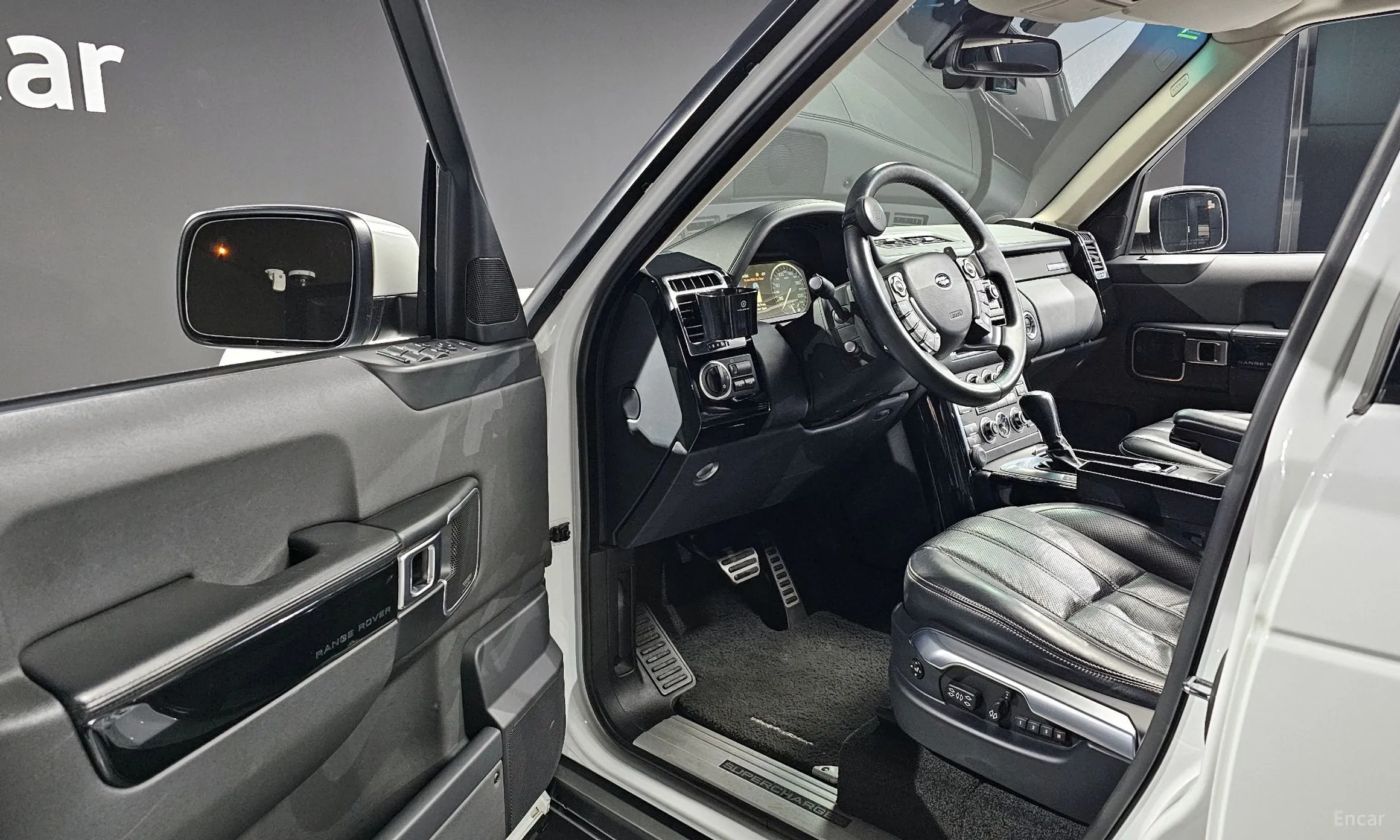 Land Rover Range Rover превью 10