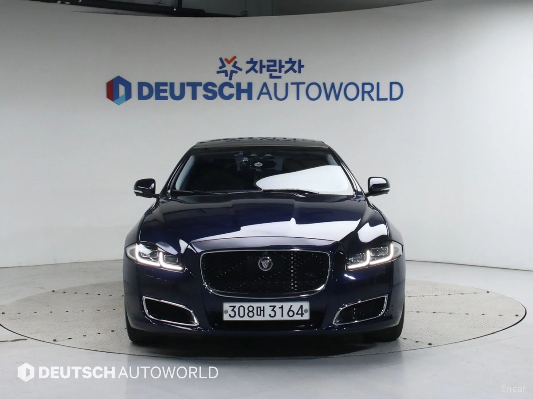 Jaguar All New XJ превью 3