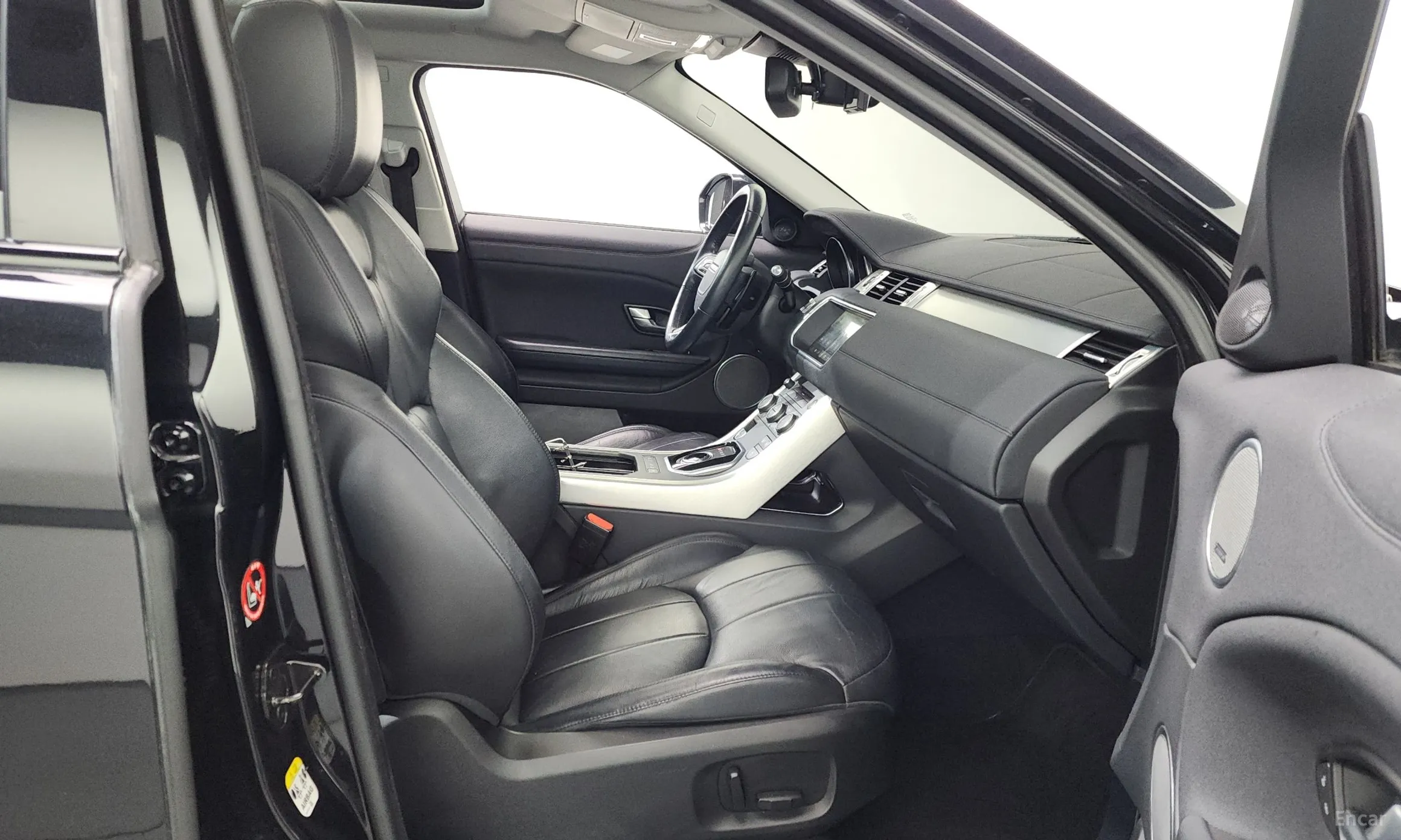 Land Rover Range Rover Evoque превью 11