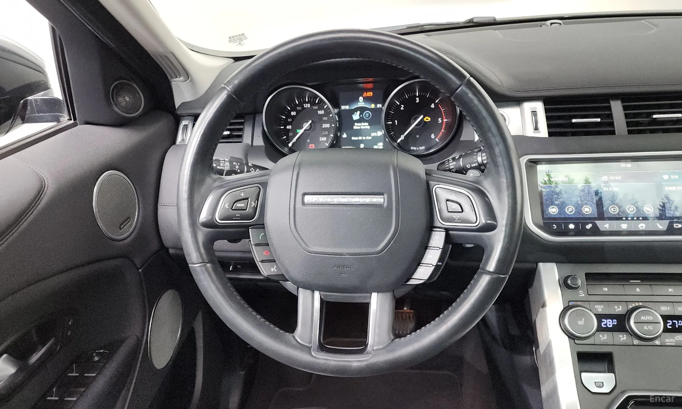 Land Rover Range Rover Evoque превью 13