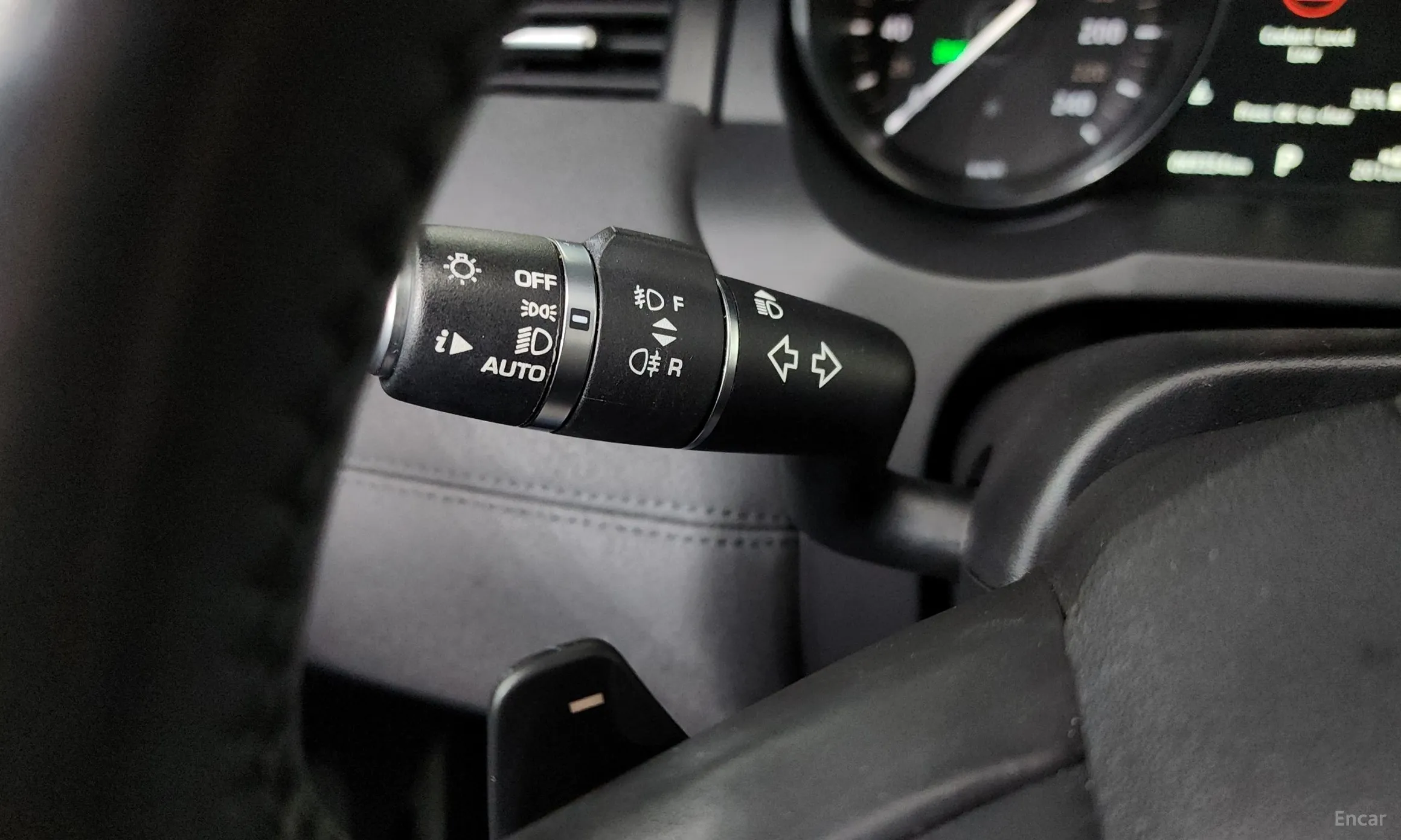 Land Rover Range Rover Evoque превью 17
