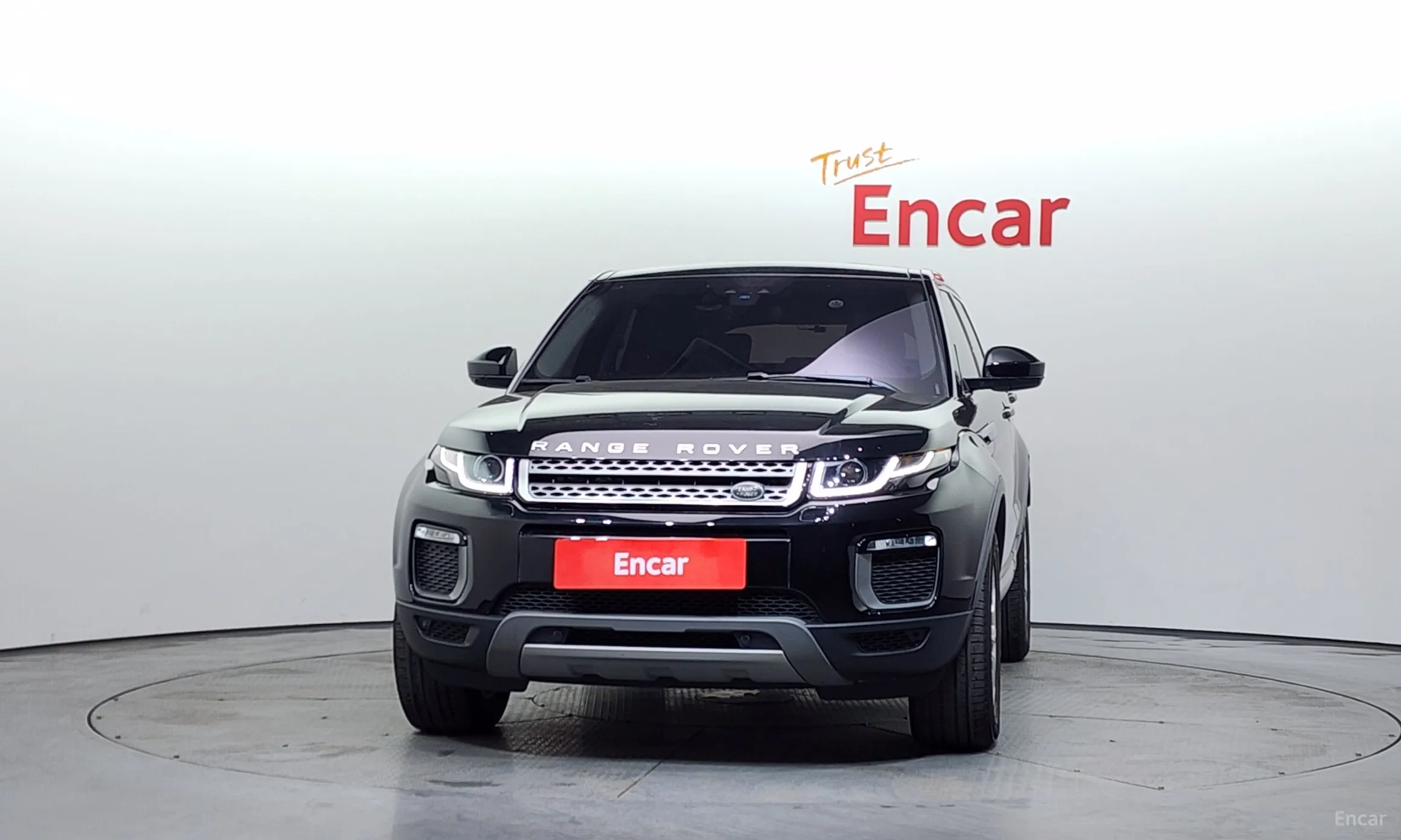 Land Rover Range Rover Evoque превью 3