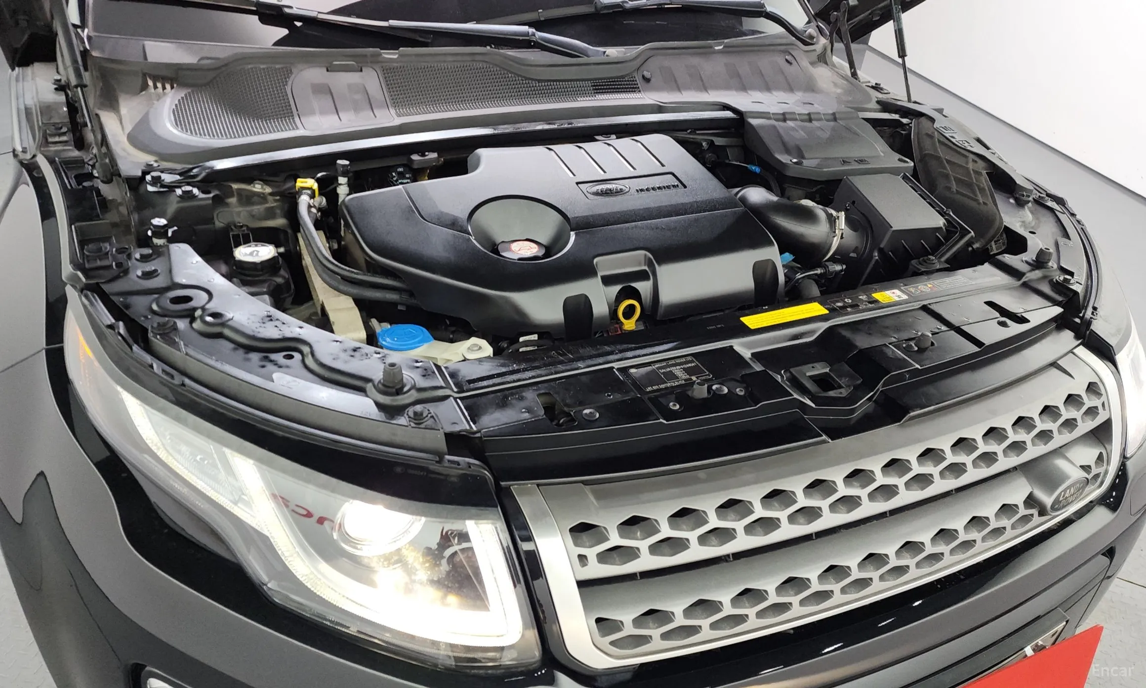 Land Rover Range Rover Evoque превью 6