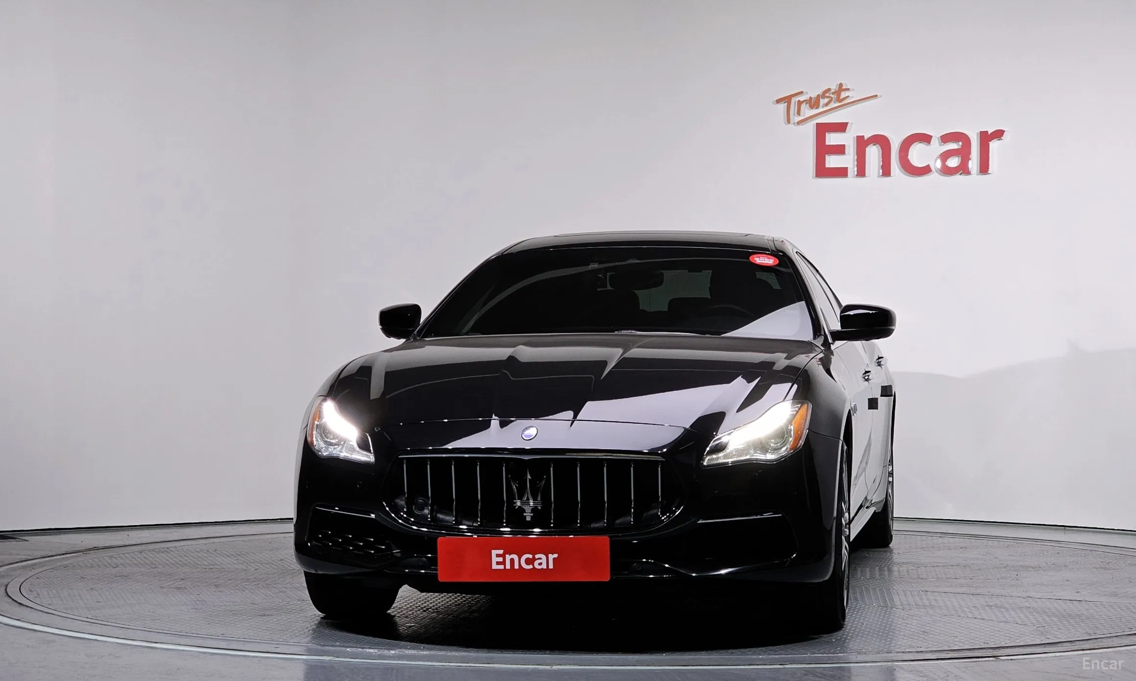 Maserati Quattroporte превью 3