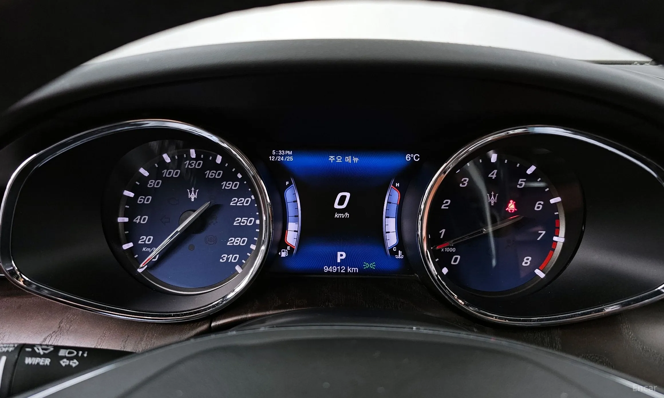 Maserati Quattroporte превью 8