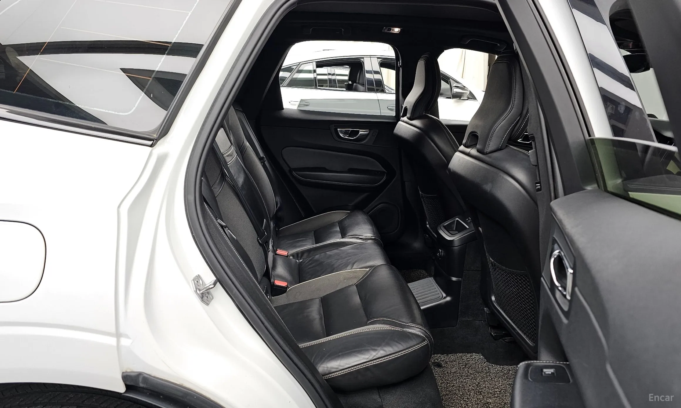 Volvo XC60 Gen 2 превью 12