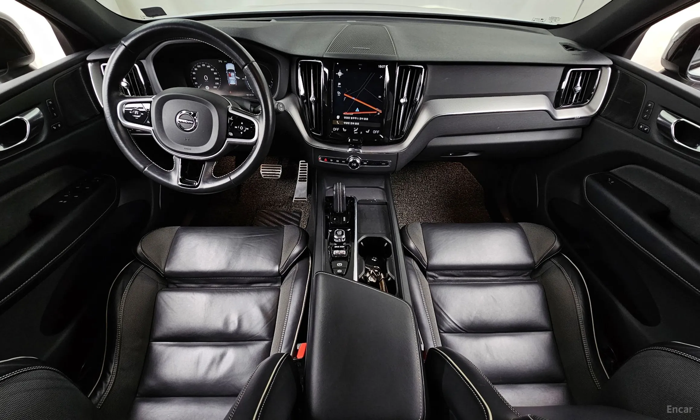 Volvo XC60 Gen 2 превью 7