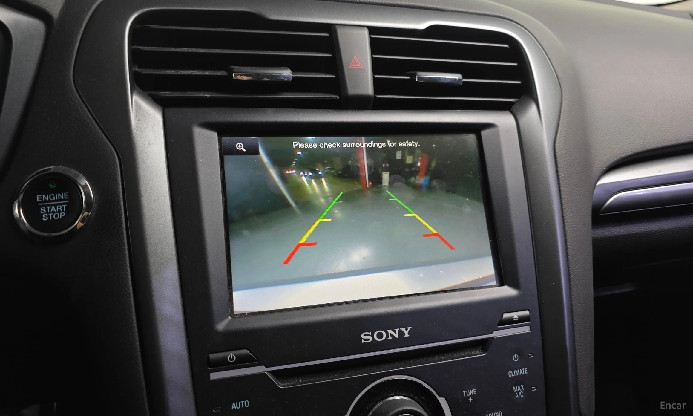 Ford Fusion превью 15