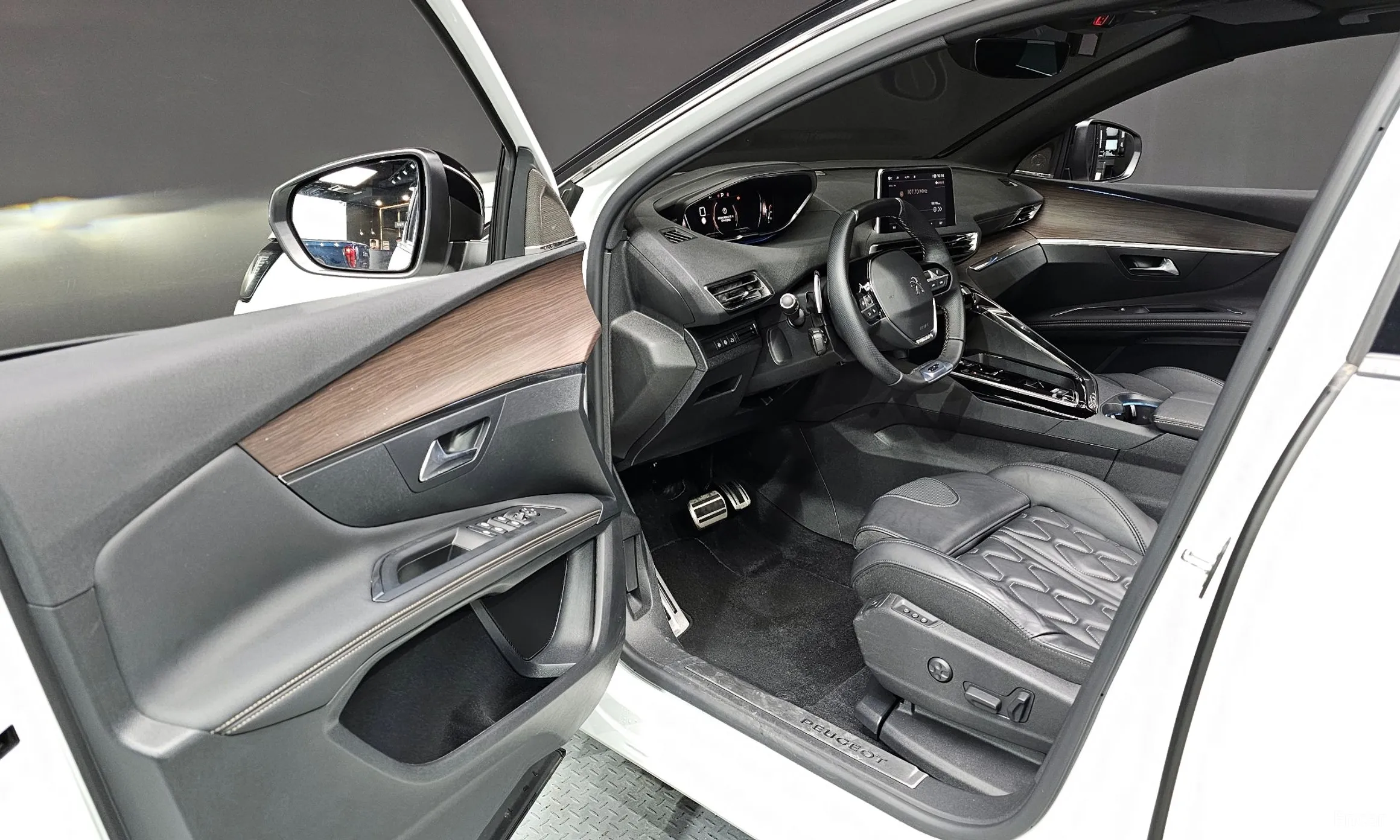 Peugeot 3008 2nd generation превью 10