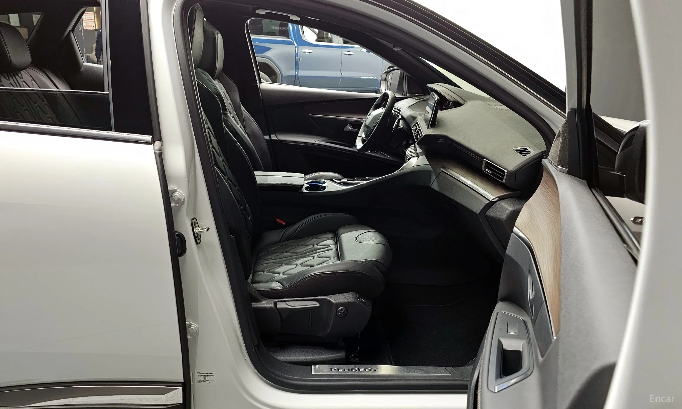 Peugeot 3008 2nd generation превью 11