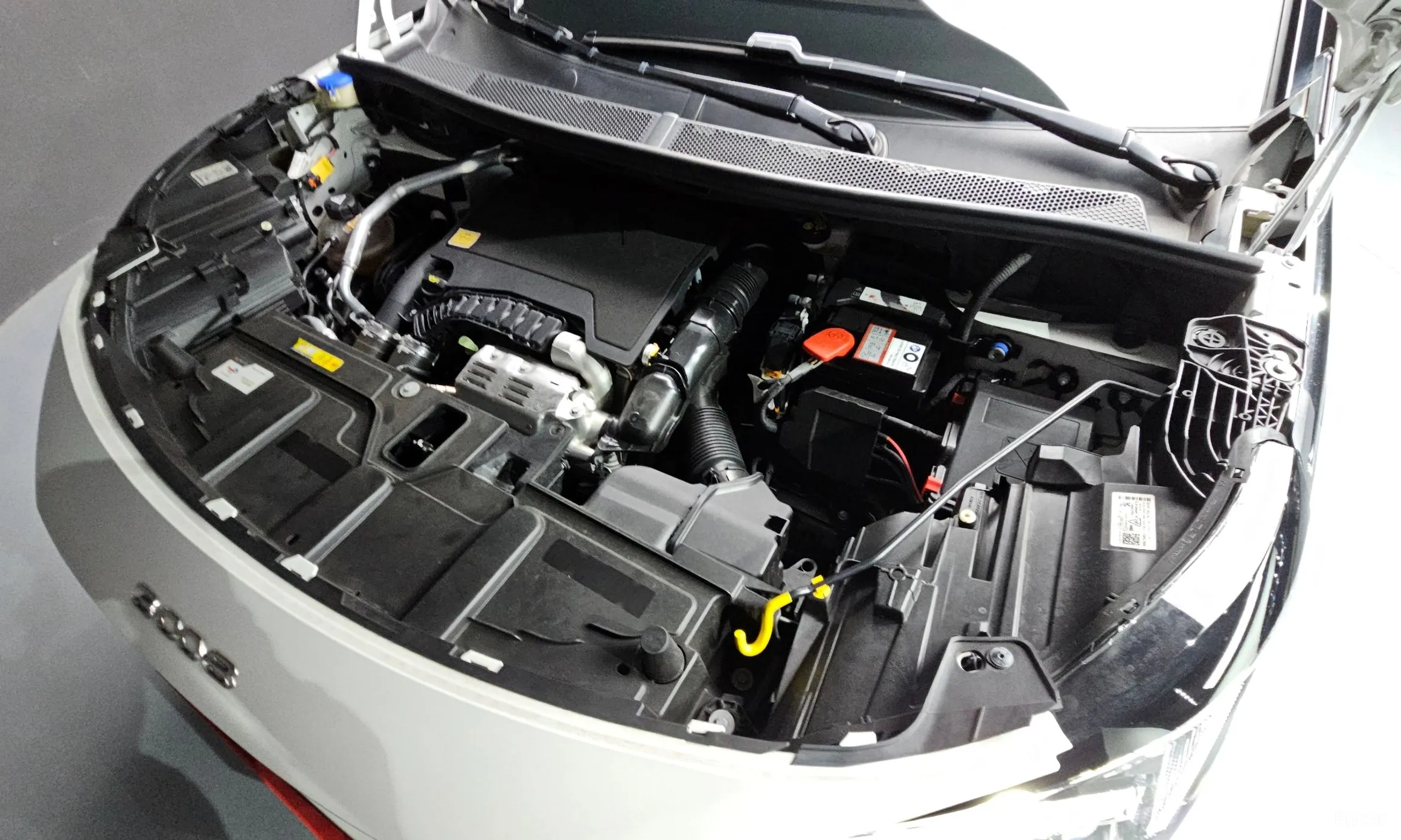 Peugeot 3008 2nd generation превью 6