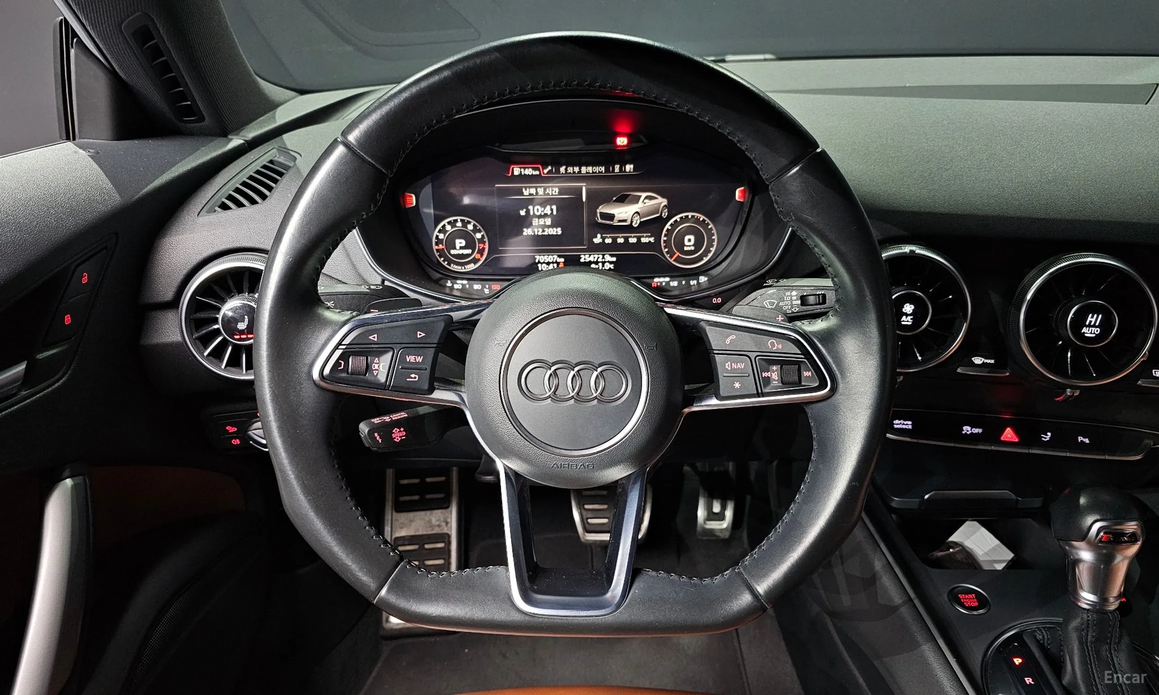 Audi TT (8S) превью 13