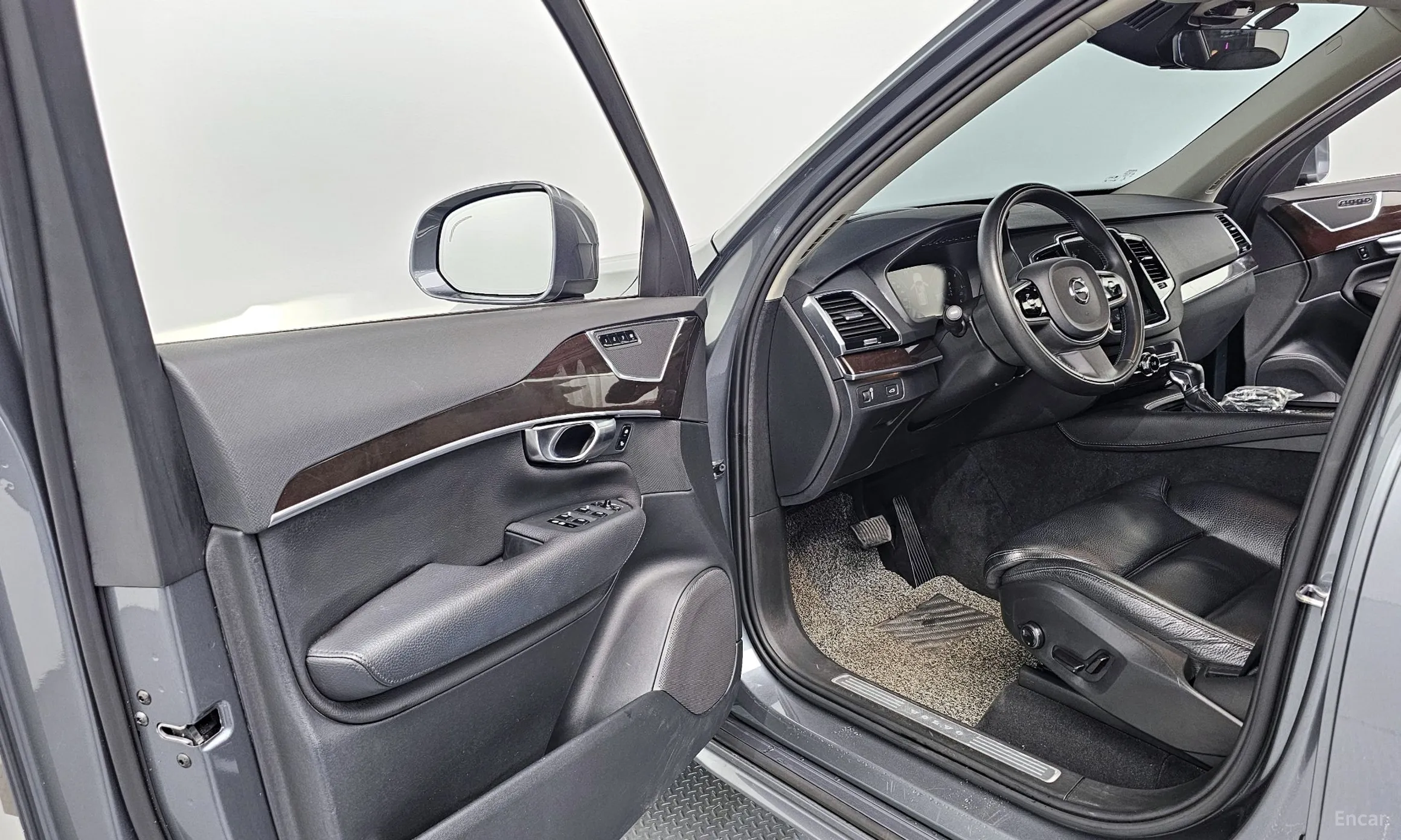 Volvo XC90 Gen 2 превью 10