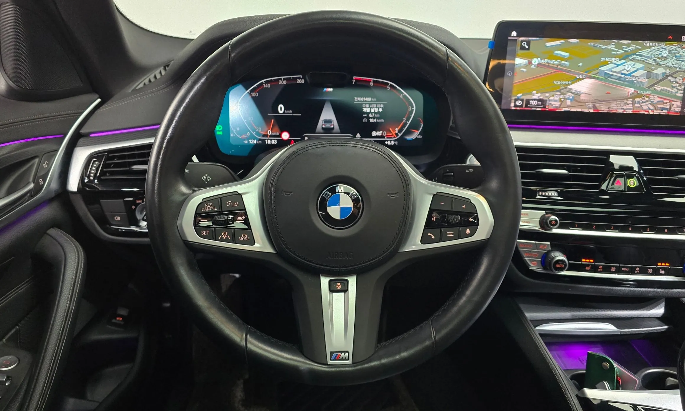 BMW 5 Series (G30) превью 13