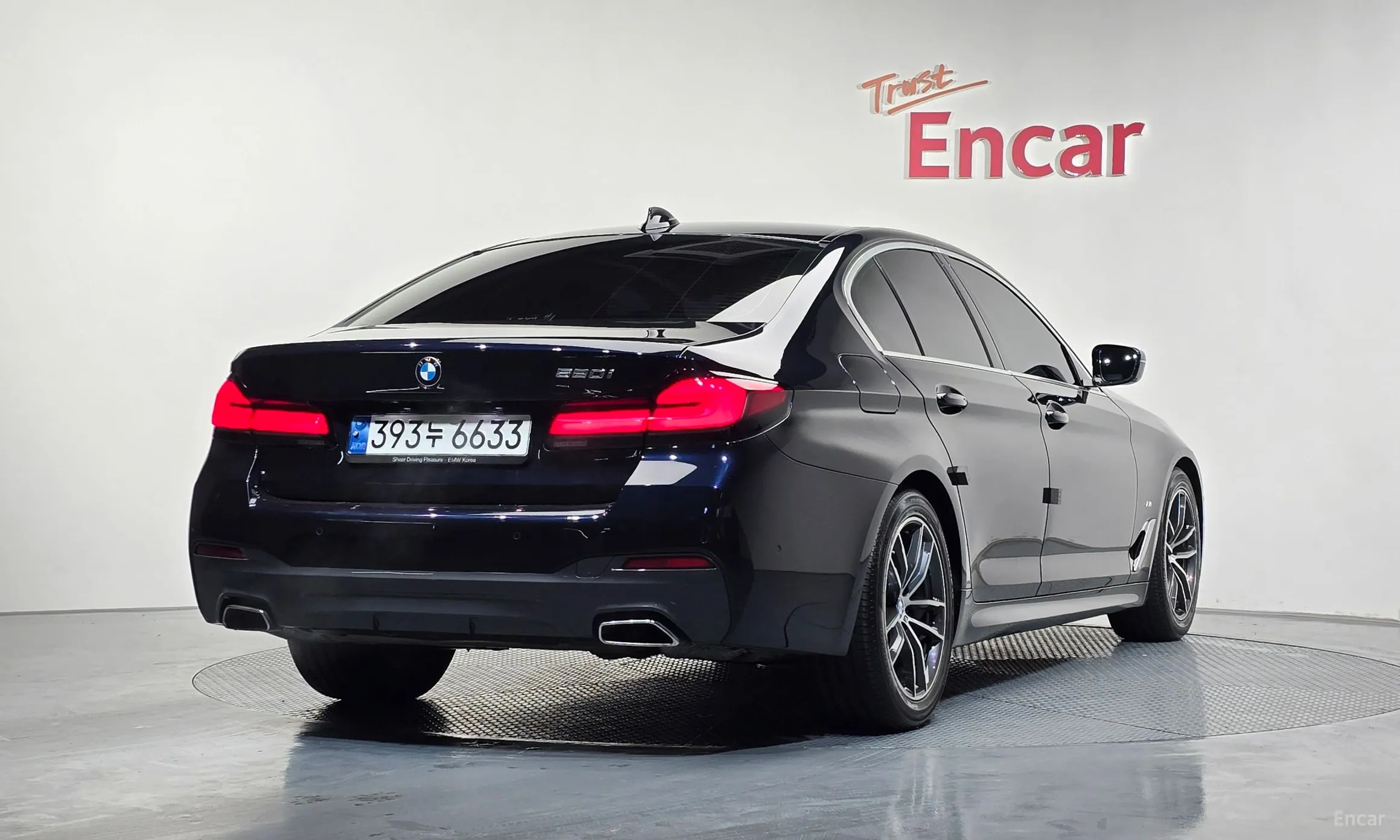 BMW 5 Series (G30)