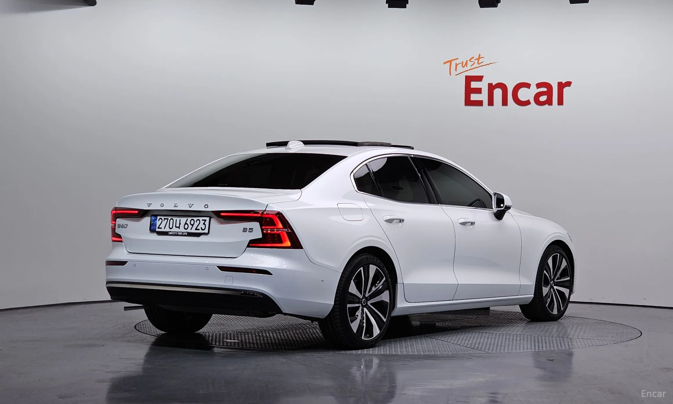 Volvo S60 3rd Generation превью 2