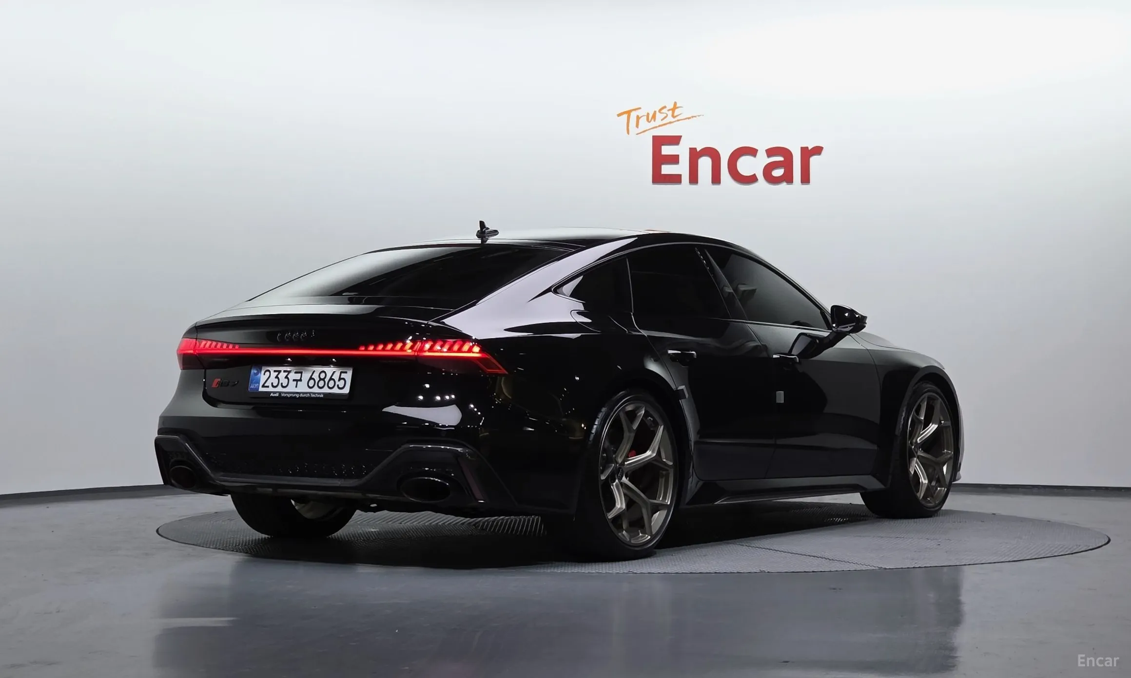 Audi RS7 (4K)