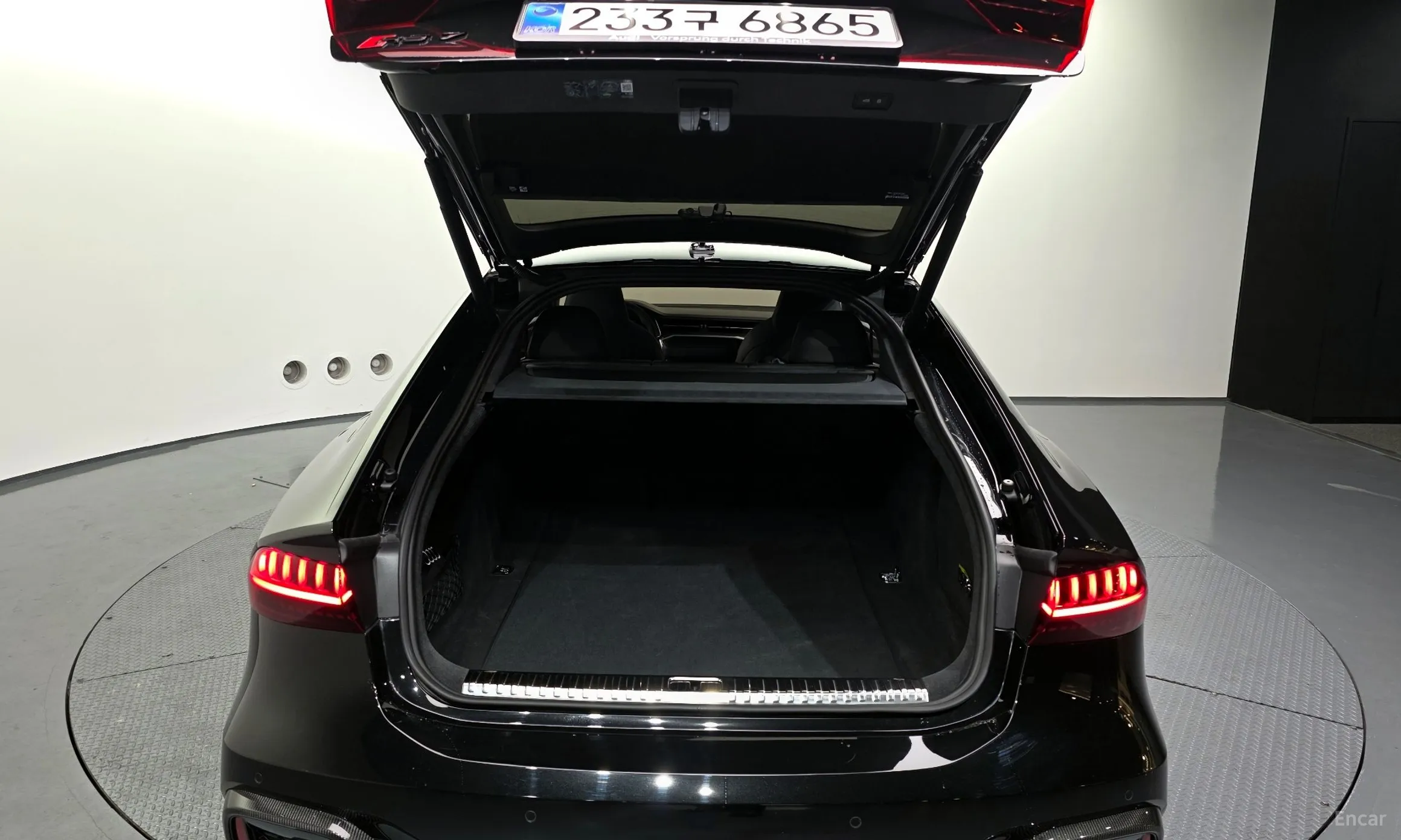 Audi RS7 (4K) превью 20