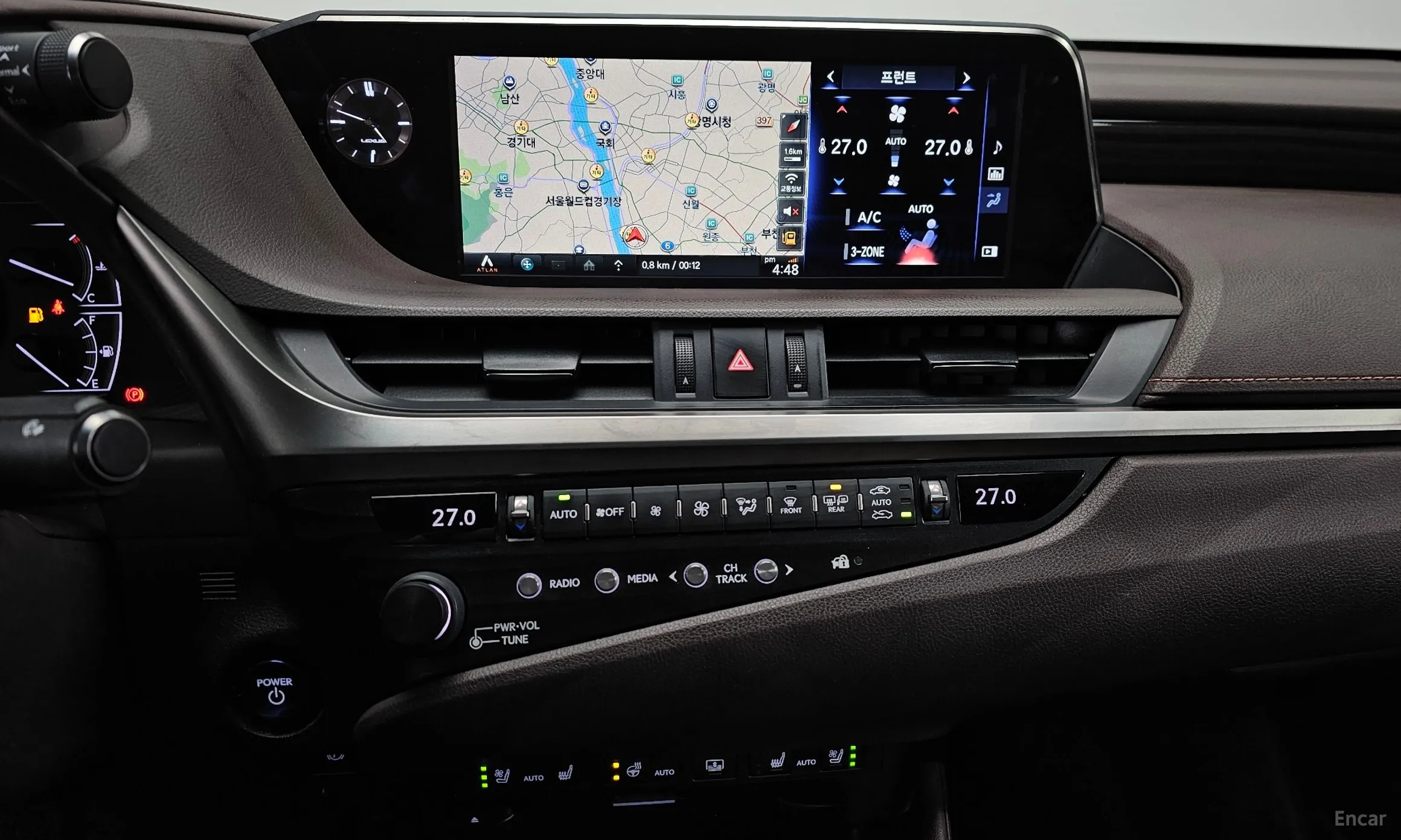 Lexus ES300h 7th Generation превью 14