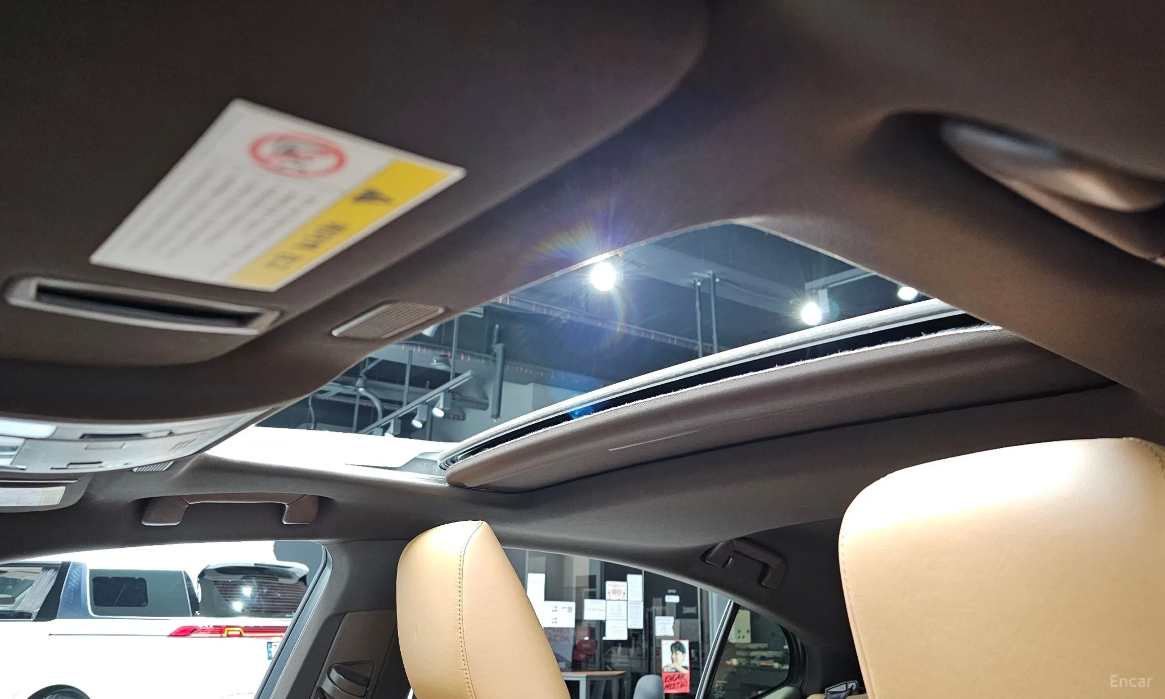 Lexus ES300h 7th Generation превью 18