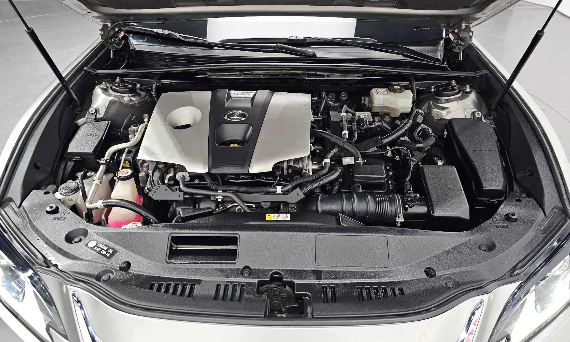 Lexus ES300h 7th Generation превью 6