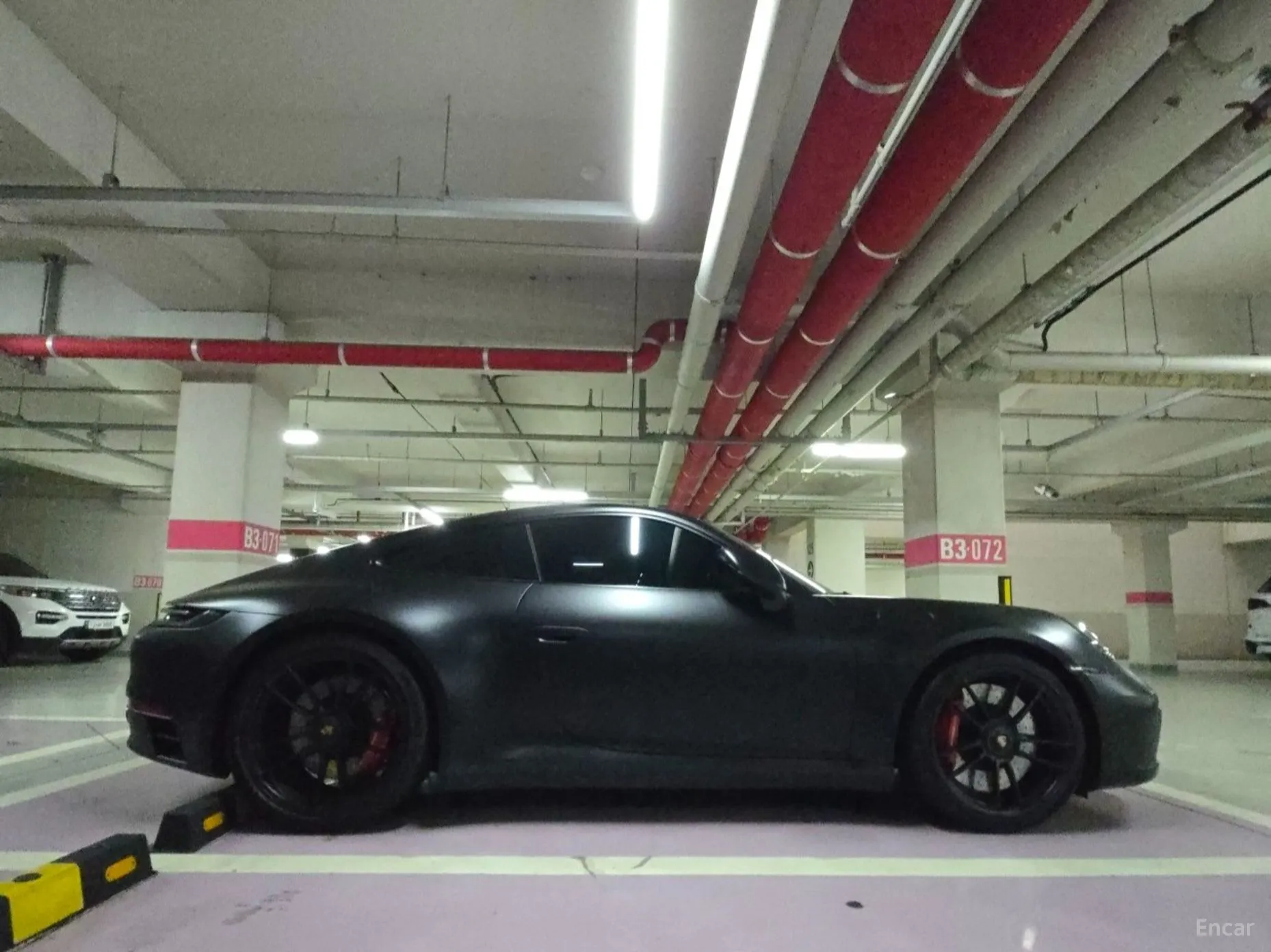 Porsche 911 (992) превью 5